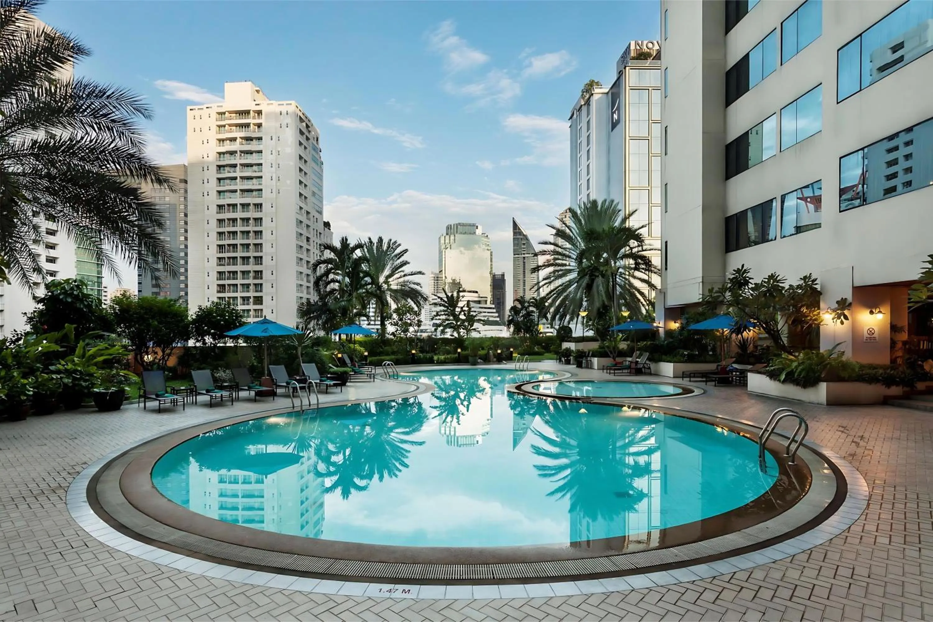 Swimming pool in Rembrandt Residences Bangkok