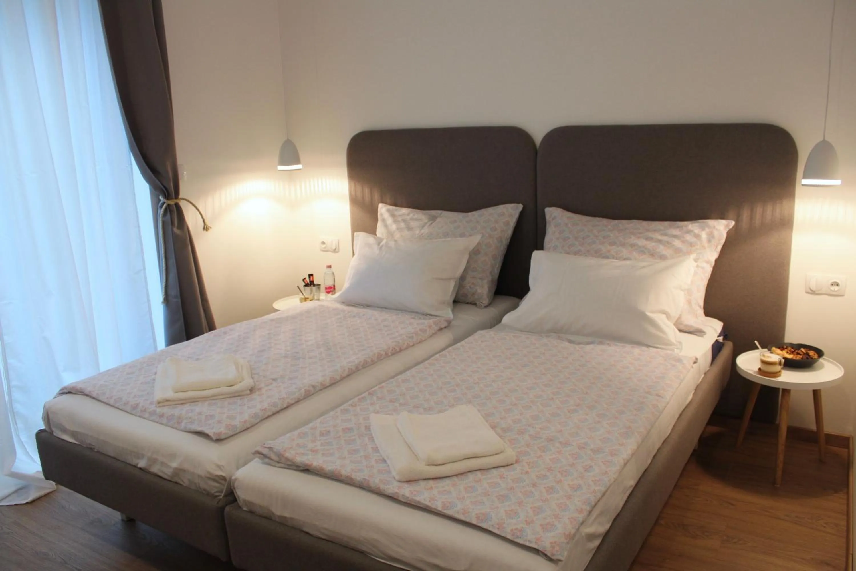 Deluxe Double or Twin Room in PLAGE-ON Panzió