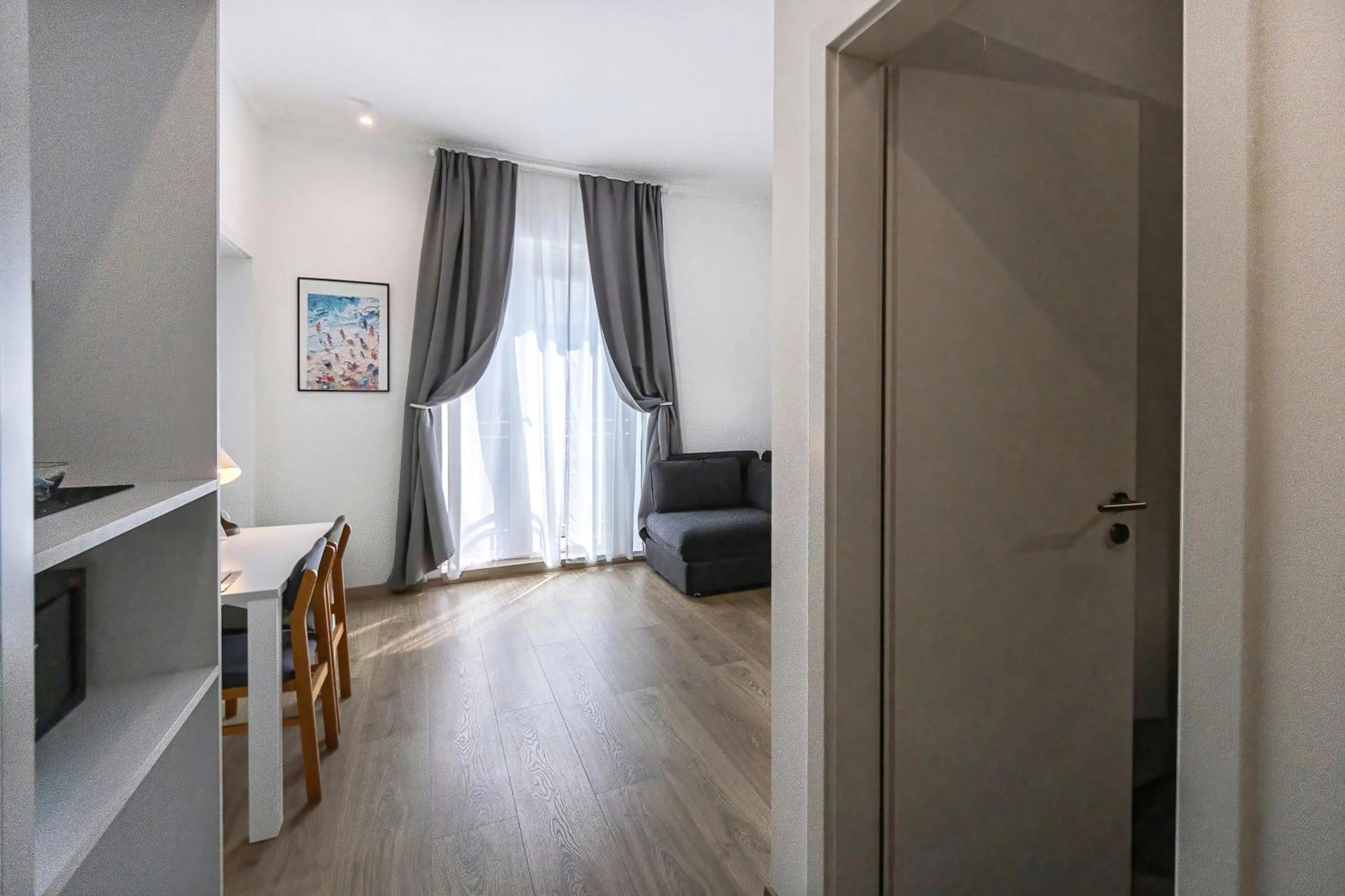 Photo of the whole room in PLAGE-ON Panzió