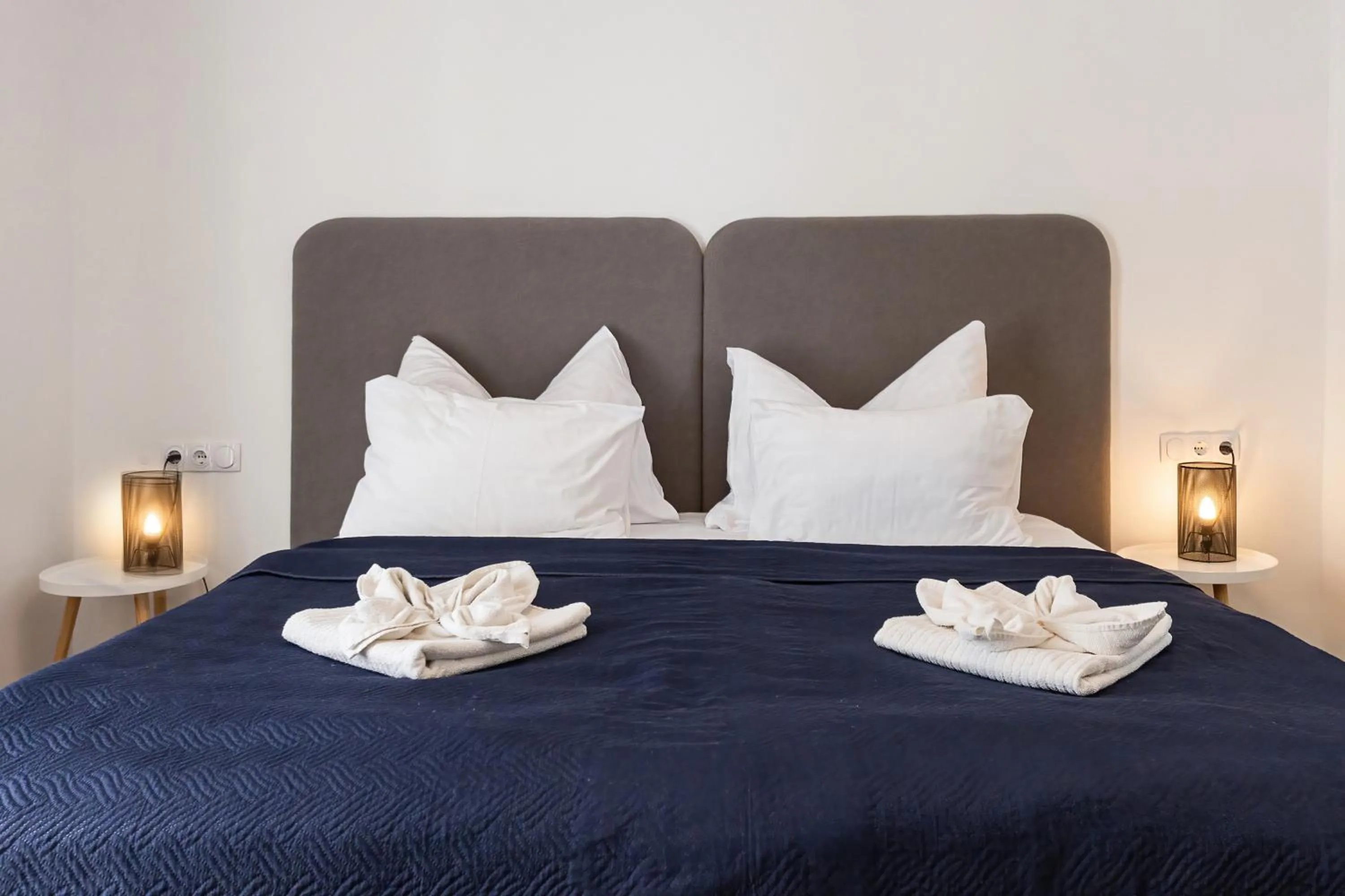 Bedroom, Bed in PLAGE-ON Panzió