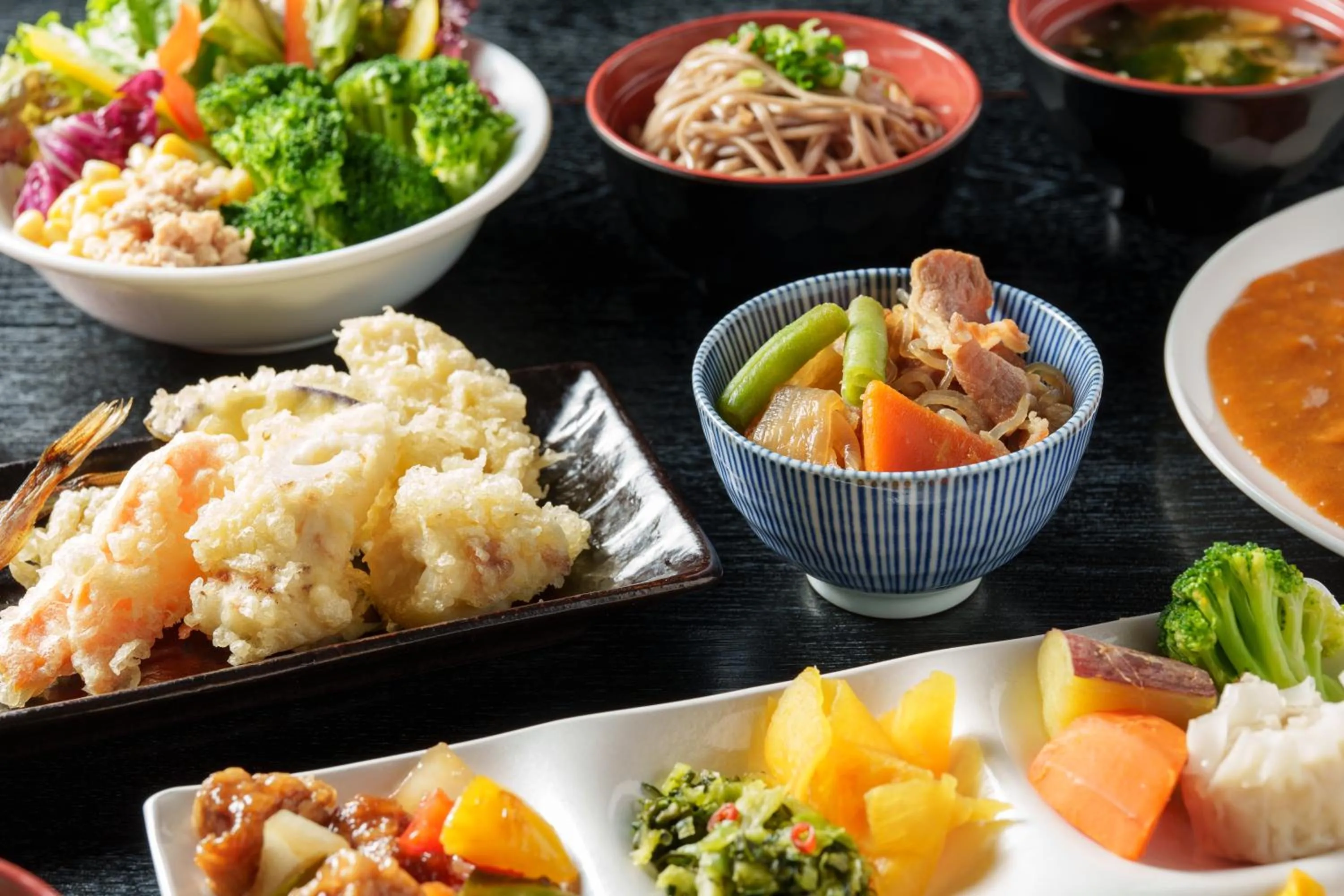 Buffet breakfast in Hotel Vista Kumamoto Airport