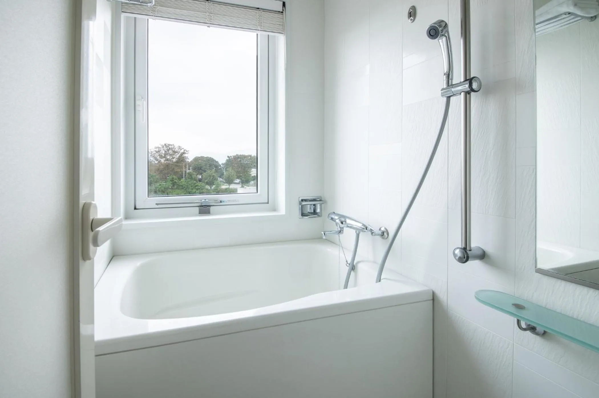 Shower in Hotel Vista Kumamoto Airport