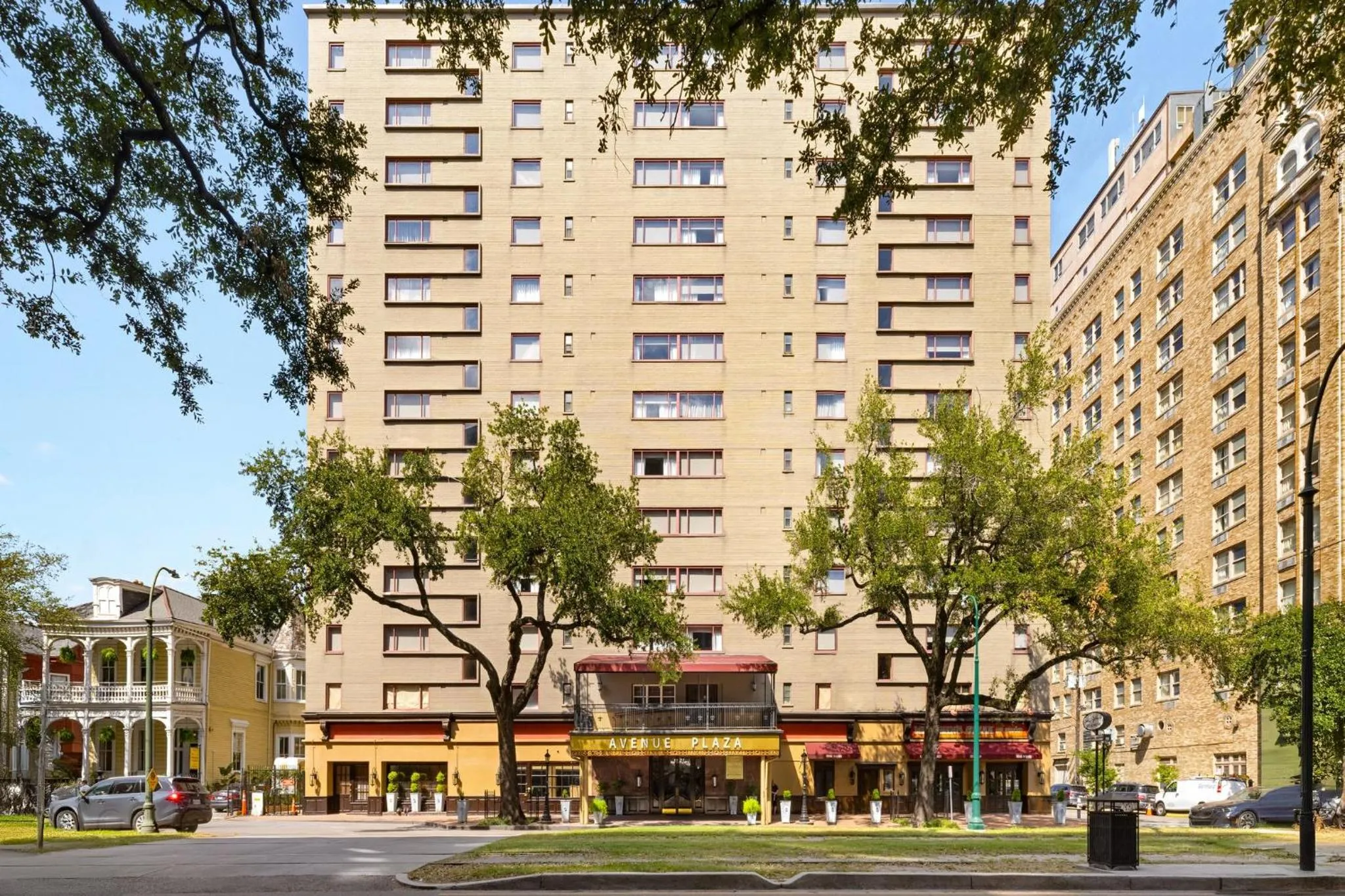 Property building in Club Wyndham Avenue Plaza