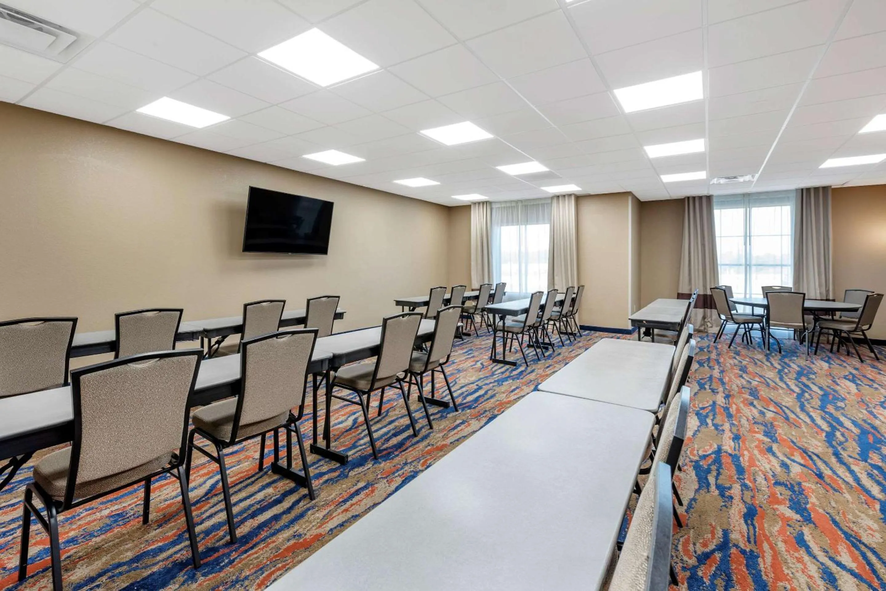 On site in Comfort Suites Dry Ridge