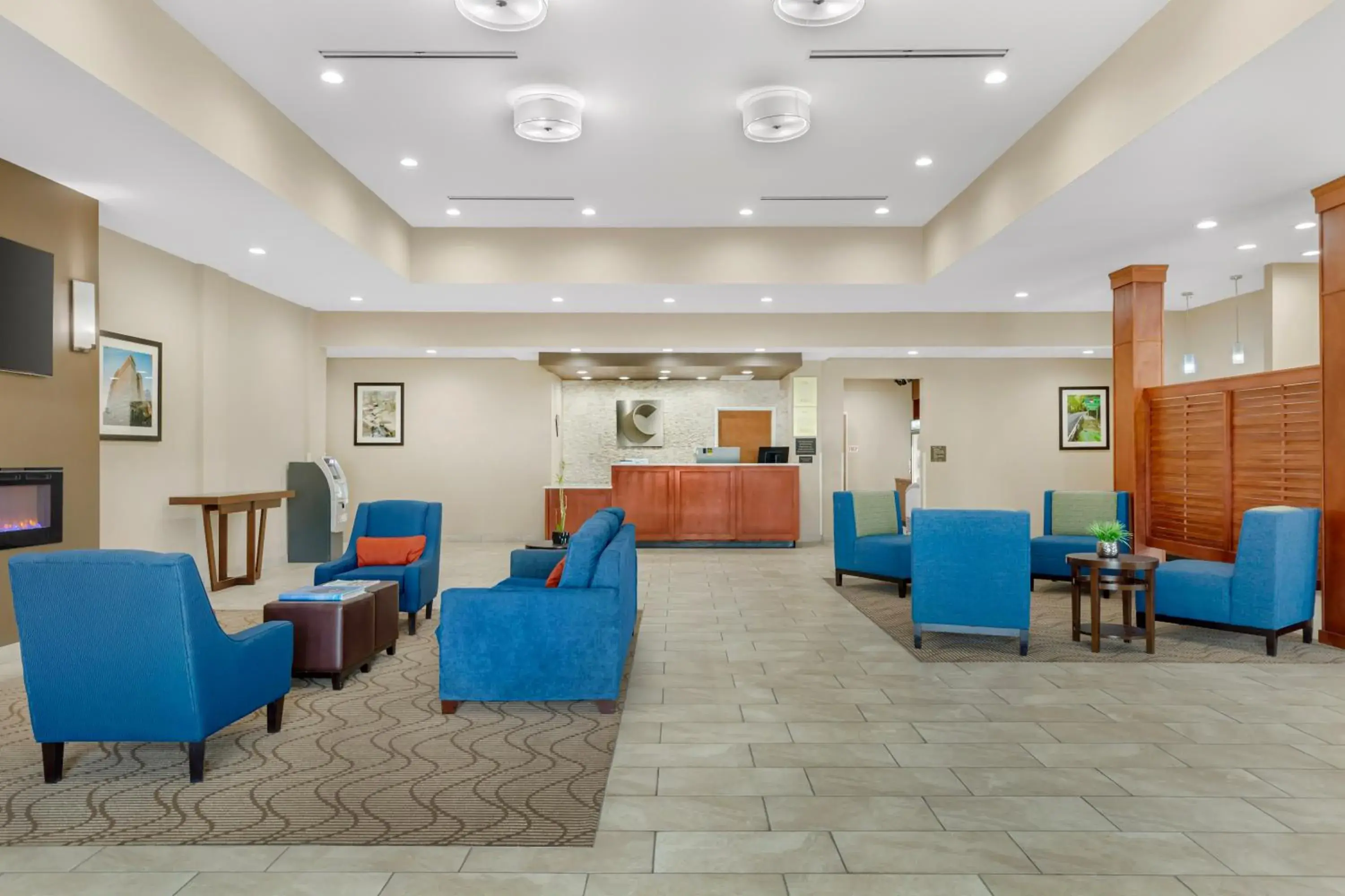 Lobby or reception in Comfort Suites Greensboro-High Point Lobby or reception in Comfort Suites Greensboro-High Point