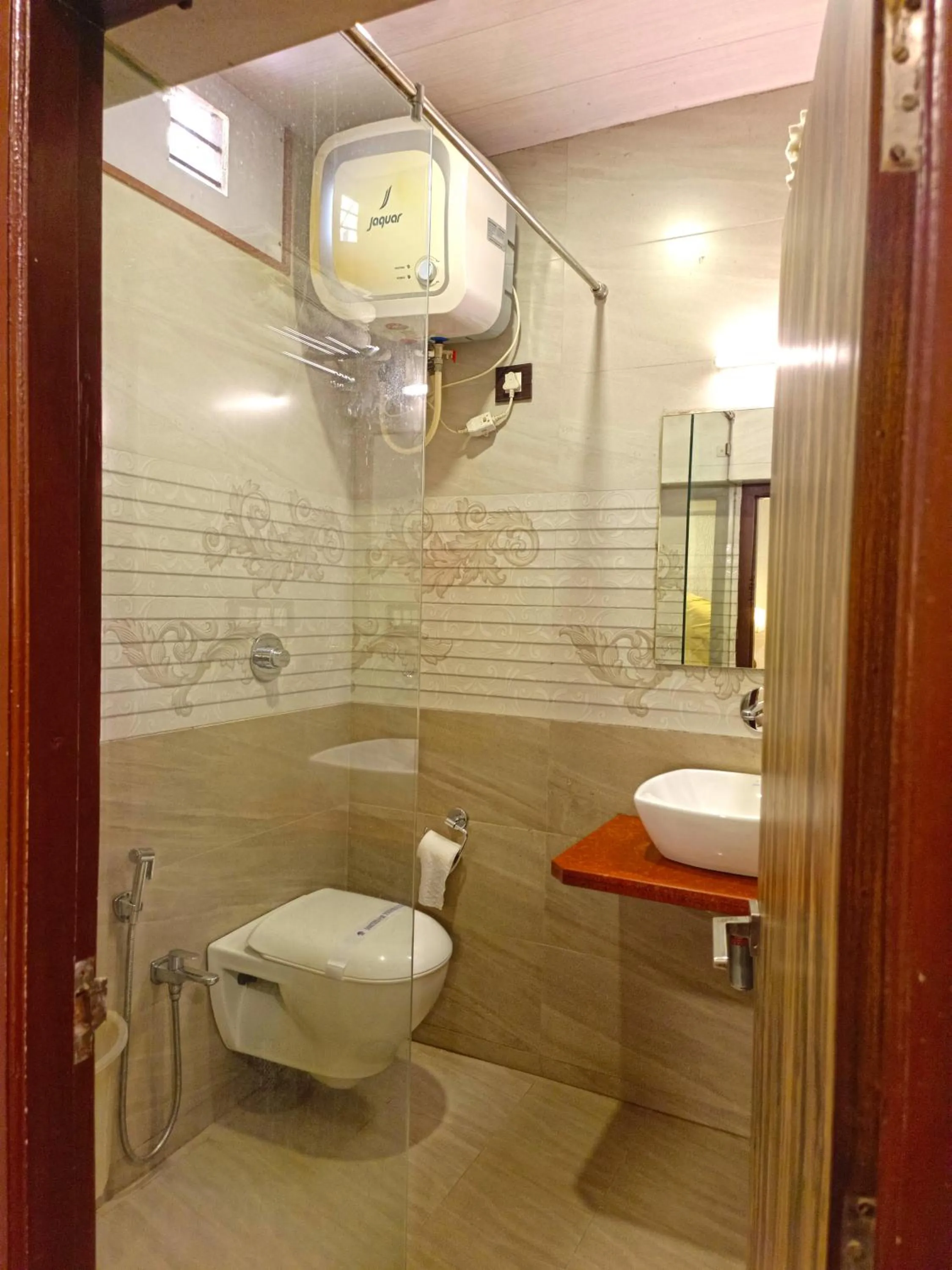 Bathroom in Hari Niwas - A Boutique Garden Resort Mount Abu