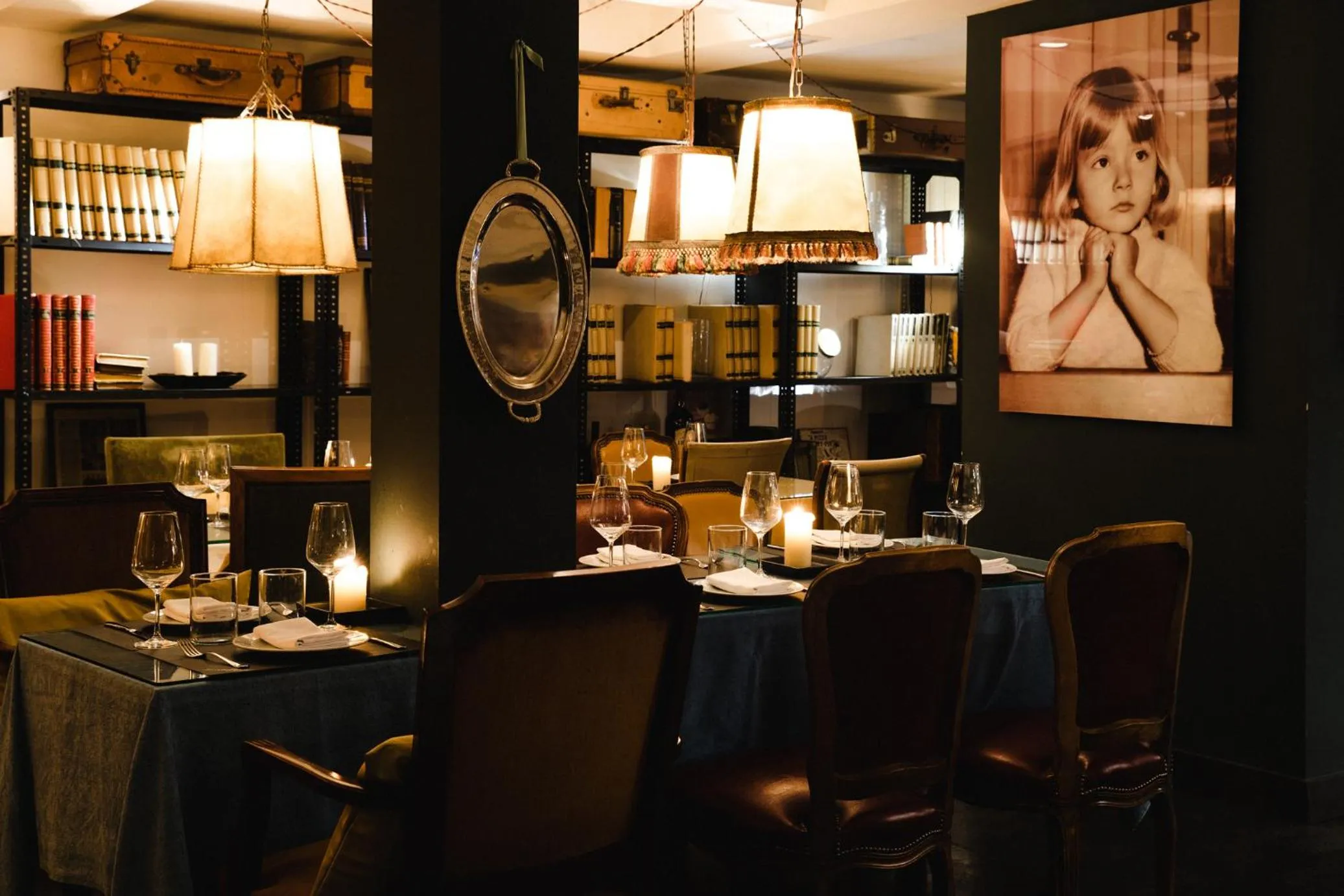 Restaurant/places to eat in Isabella's House