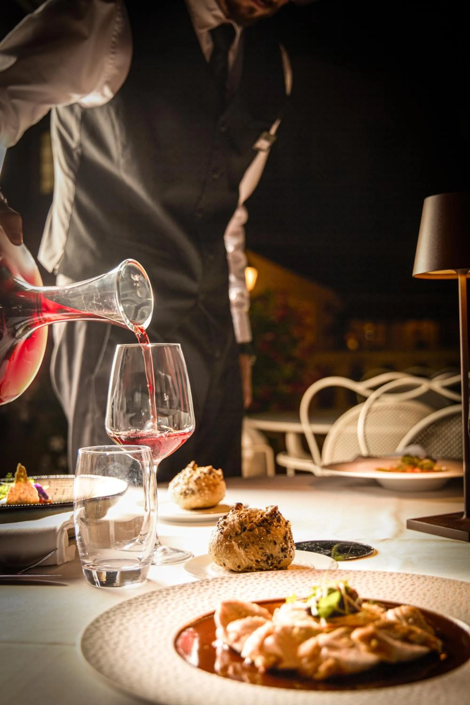 Restaurant/places to eat in Le Château de la Tour