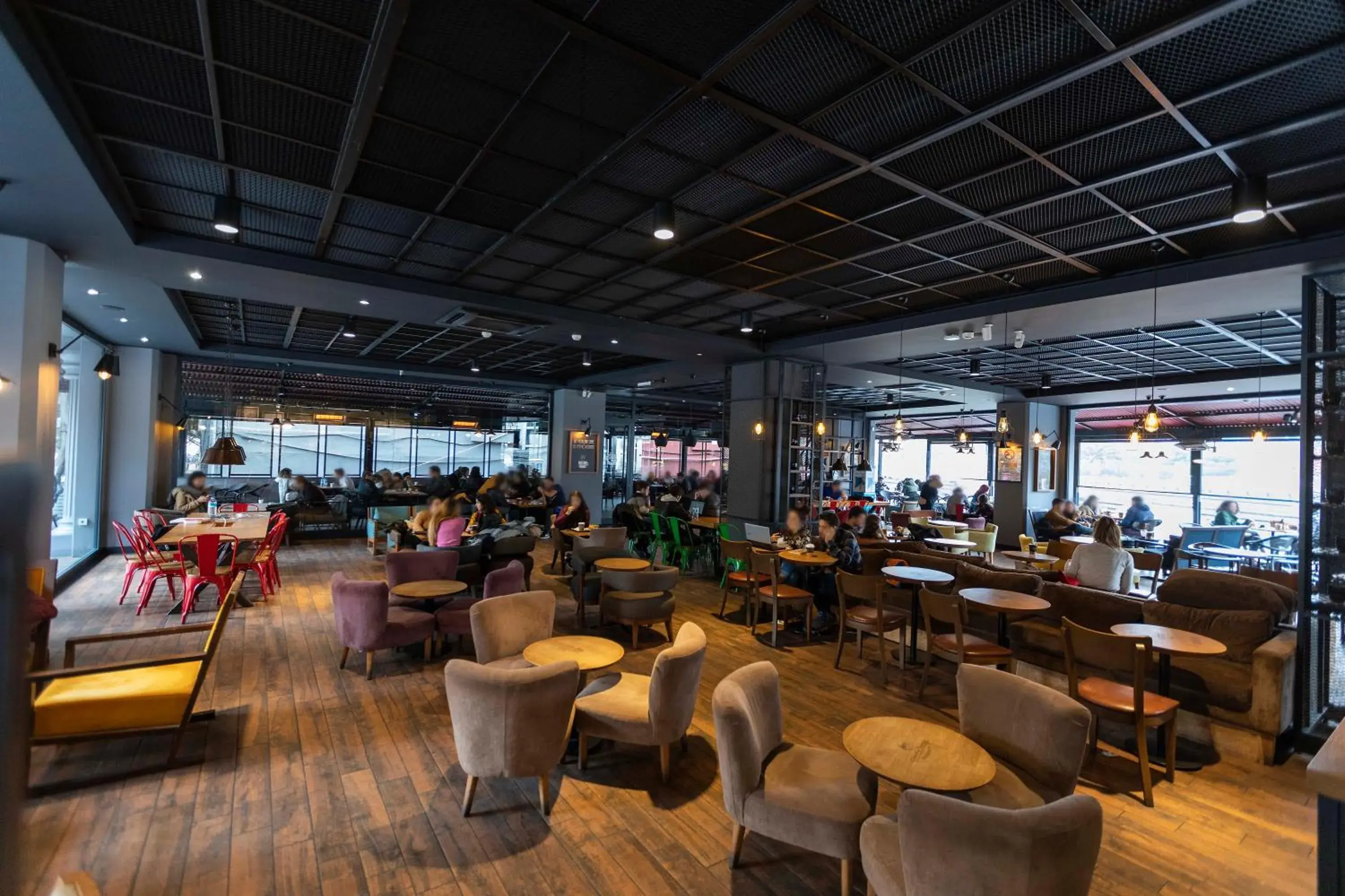 Lounge or bar in World Point Hotel Besyol Lounge or bar in World Point Hotel Besyol