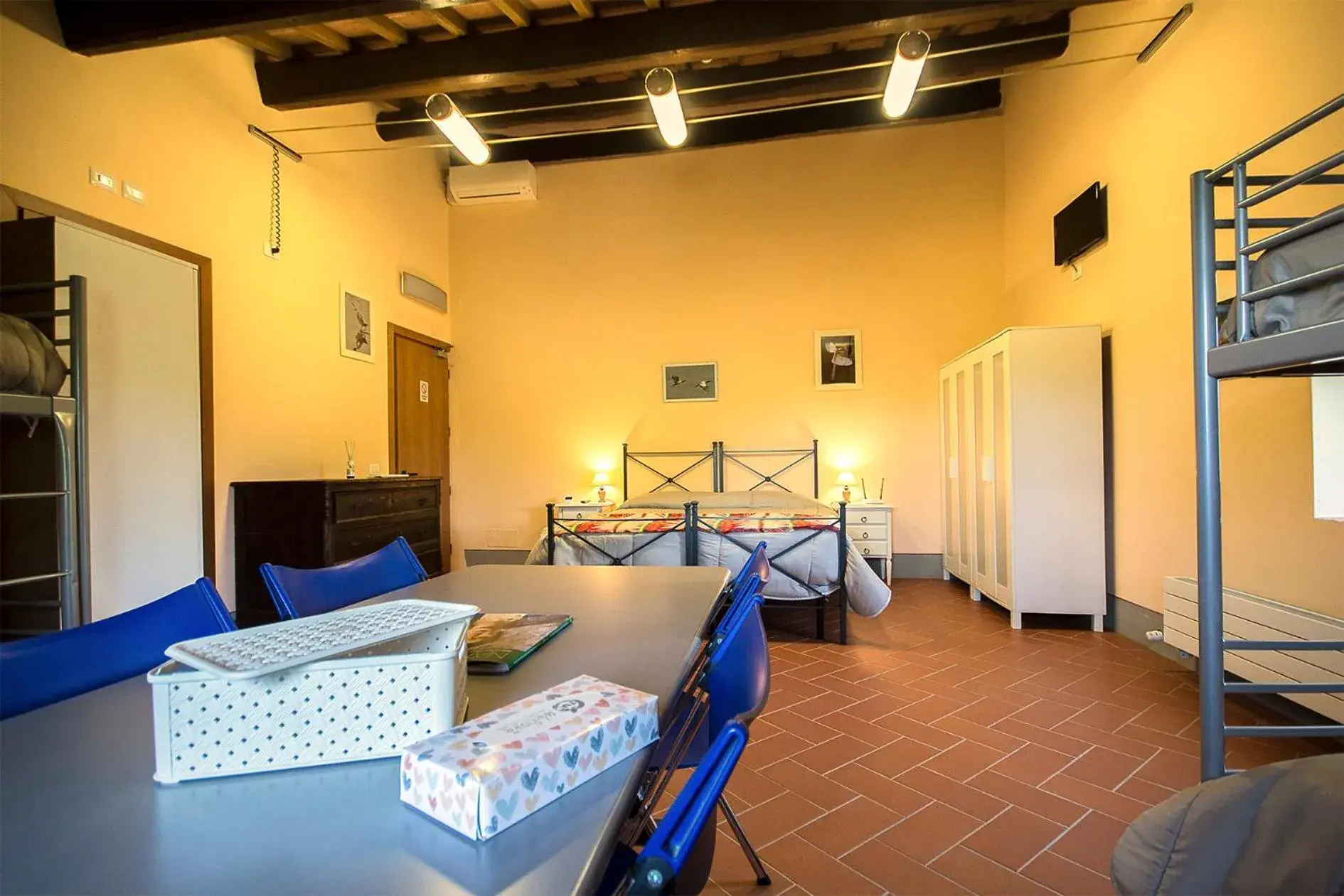 Family Room with Private Bathroom in Casa di Zela Family Room with Private Bathroom in Casa di Zela