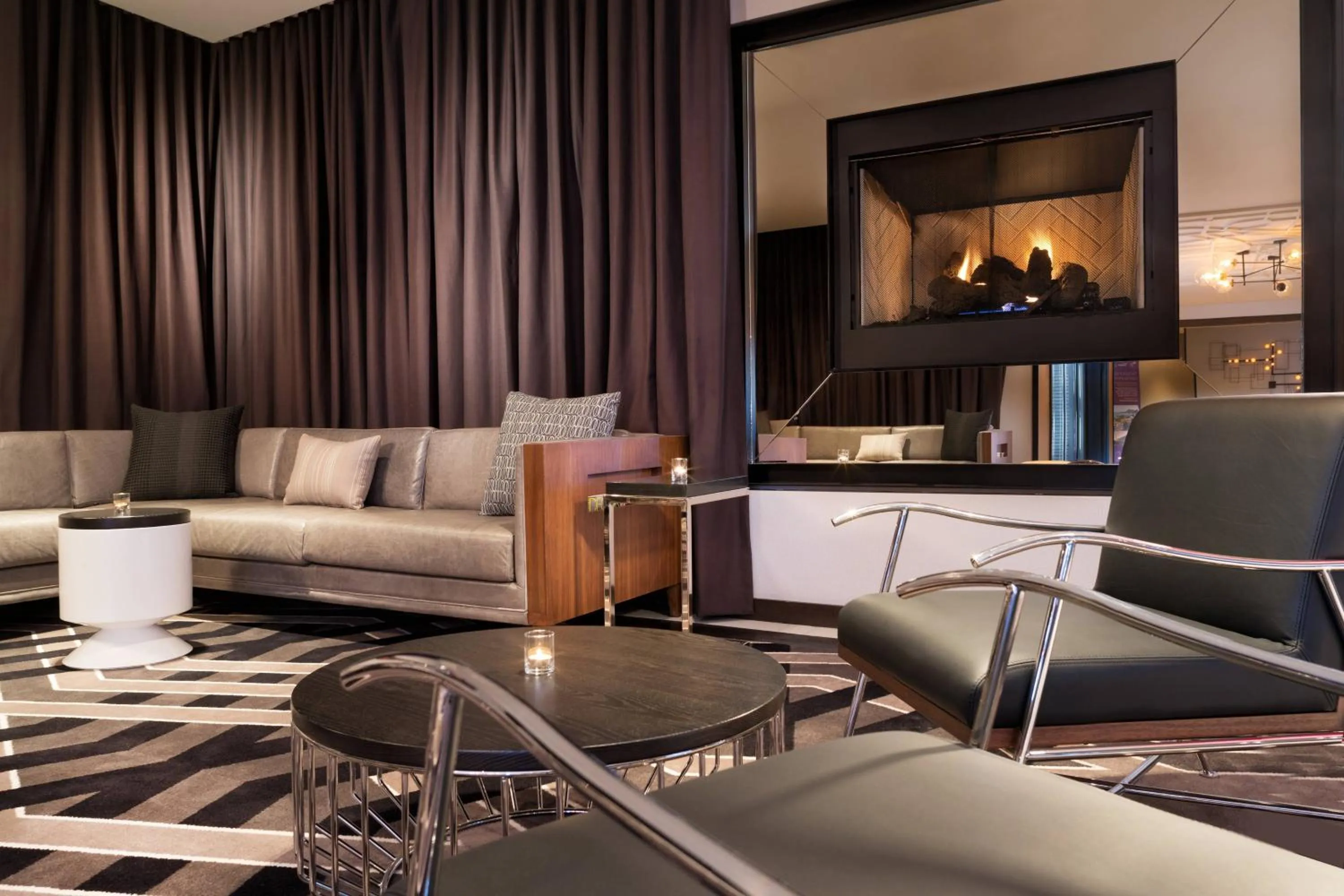 Lobby or reception in Le Meridien Atlanta Perimeter