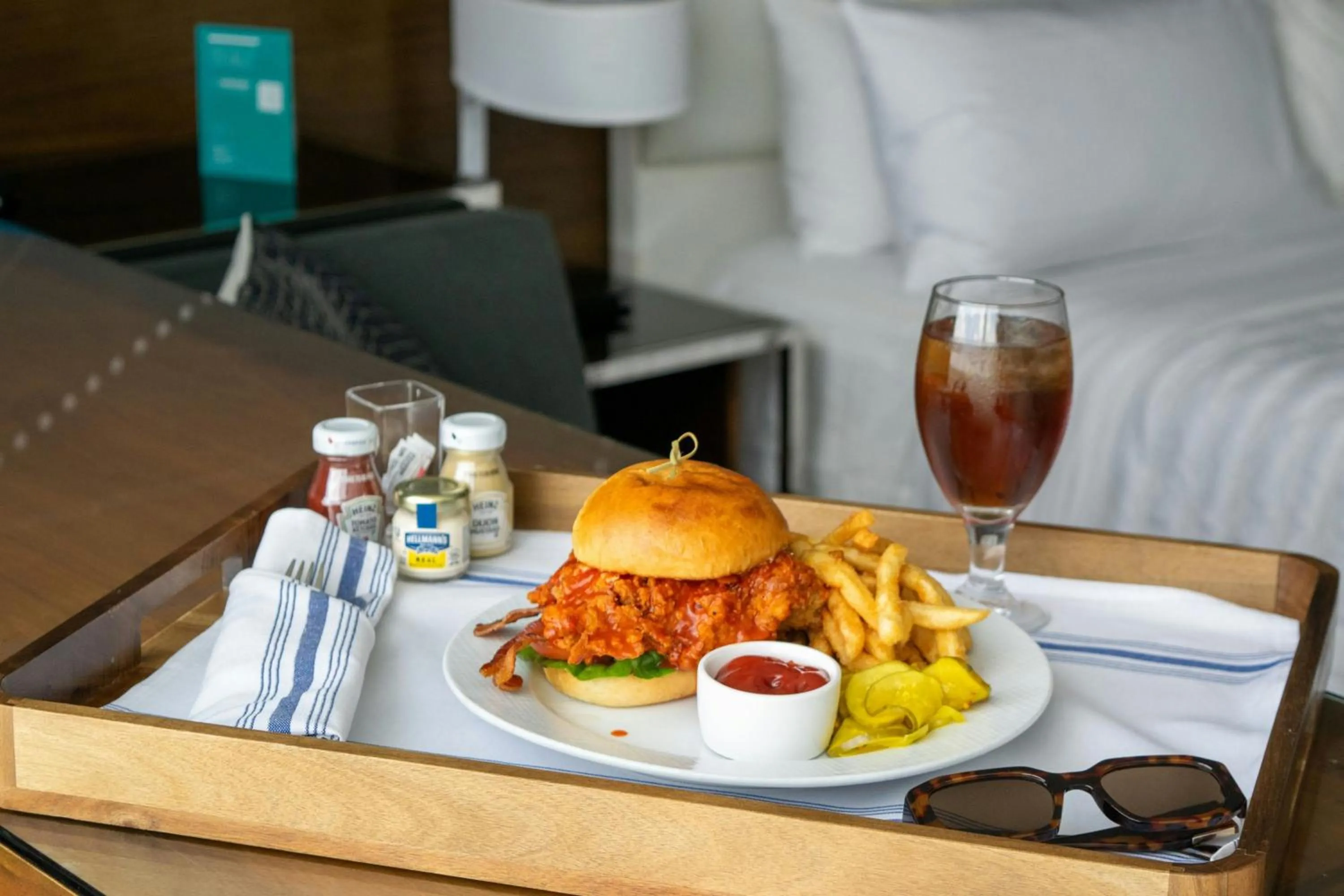 Restaurant/places to eat in Le Meridien Atlanta Perimeter