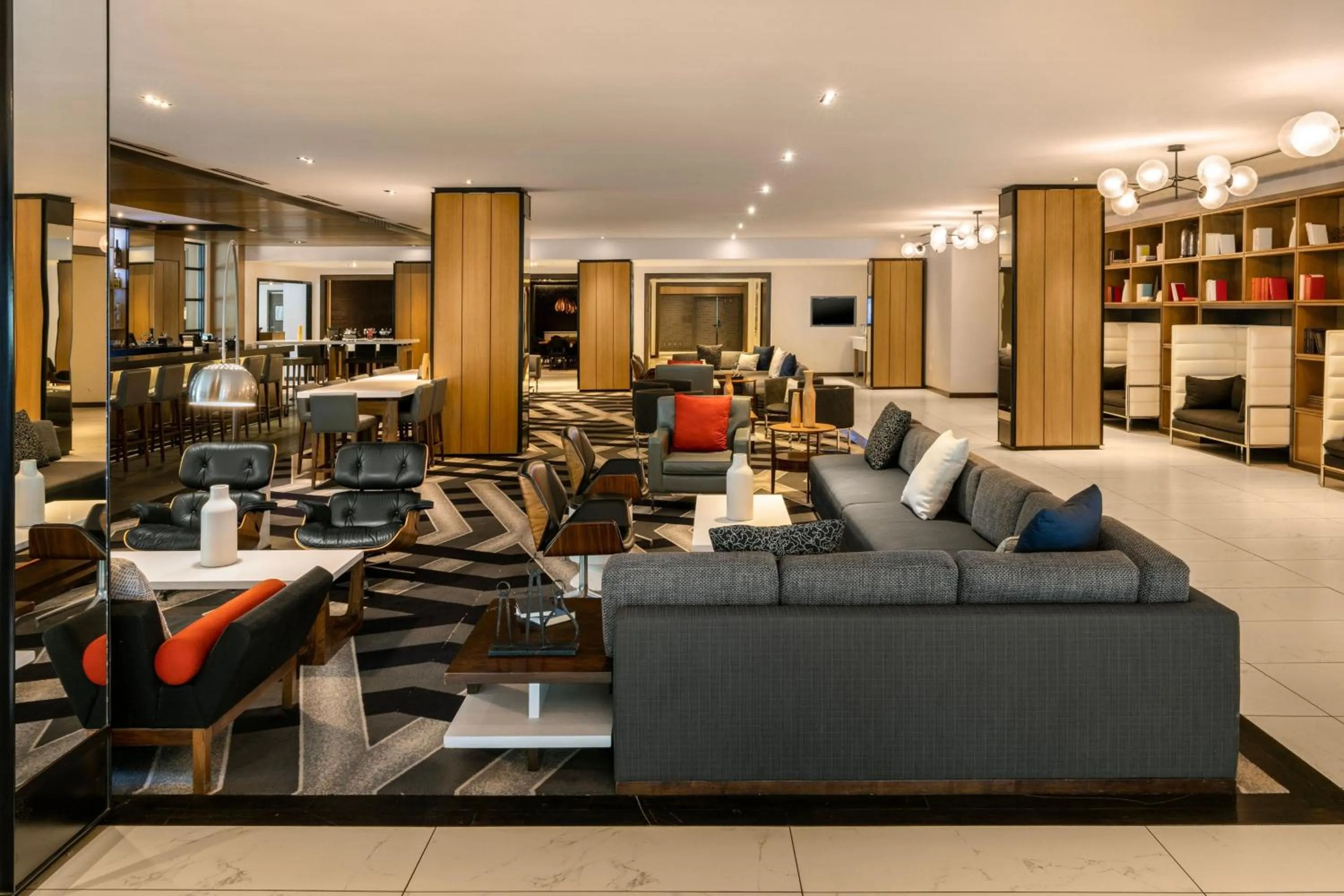 Lobby or reception in Le Meridien Atlanta Perimeter