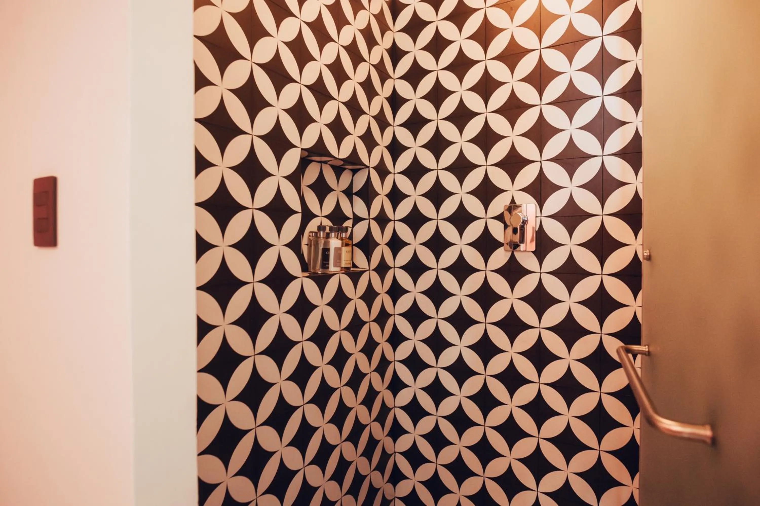 Shower in CALIXTA Hotel