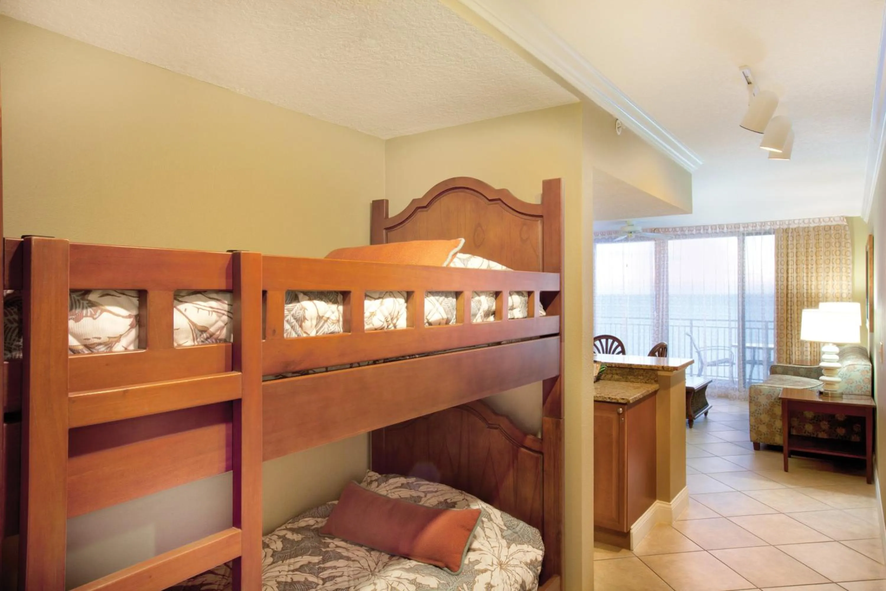 Photo of the whole room, Bed in Club Wyndham Panama City Beach