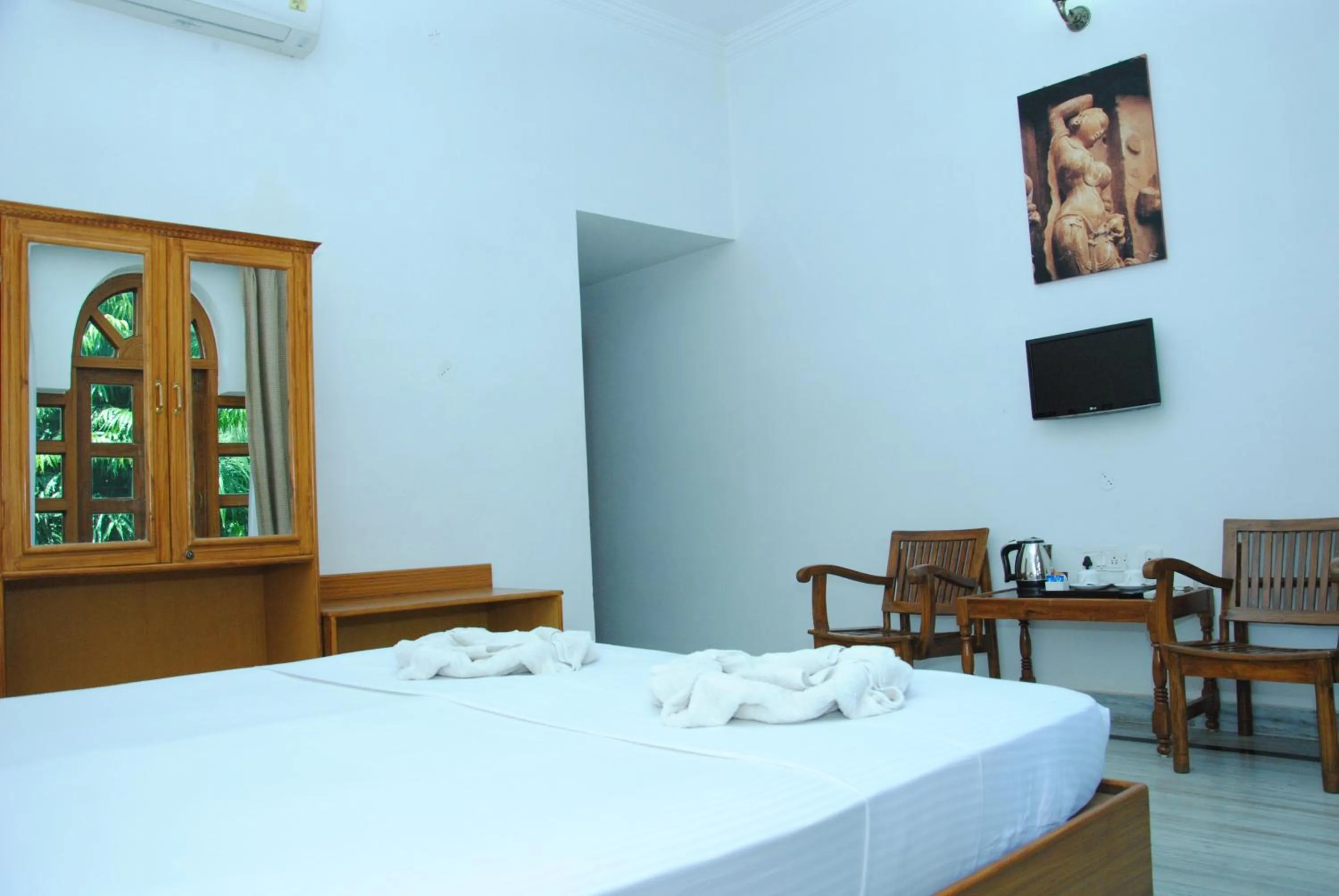 Coffee/tea facilities, Bed in Hotel isabel Palace