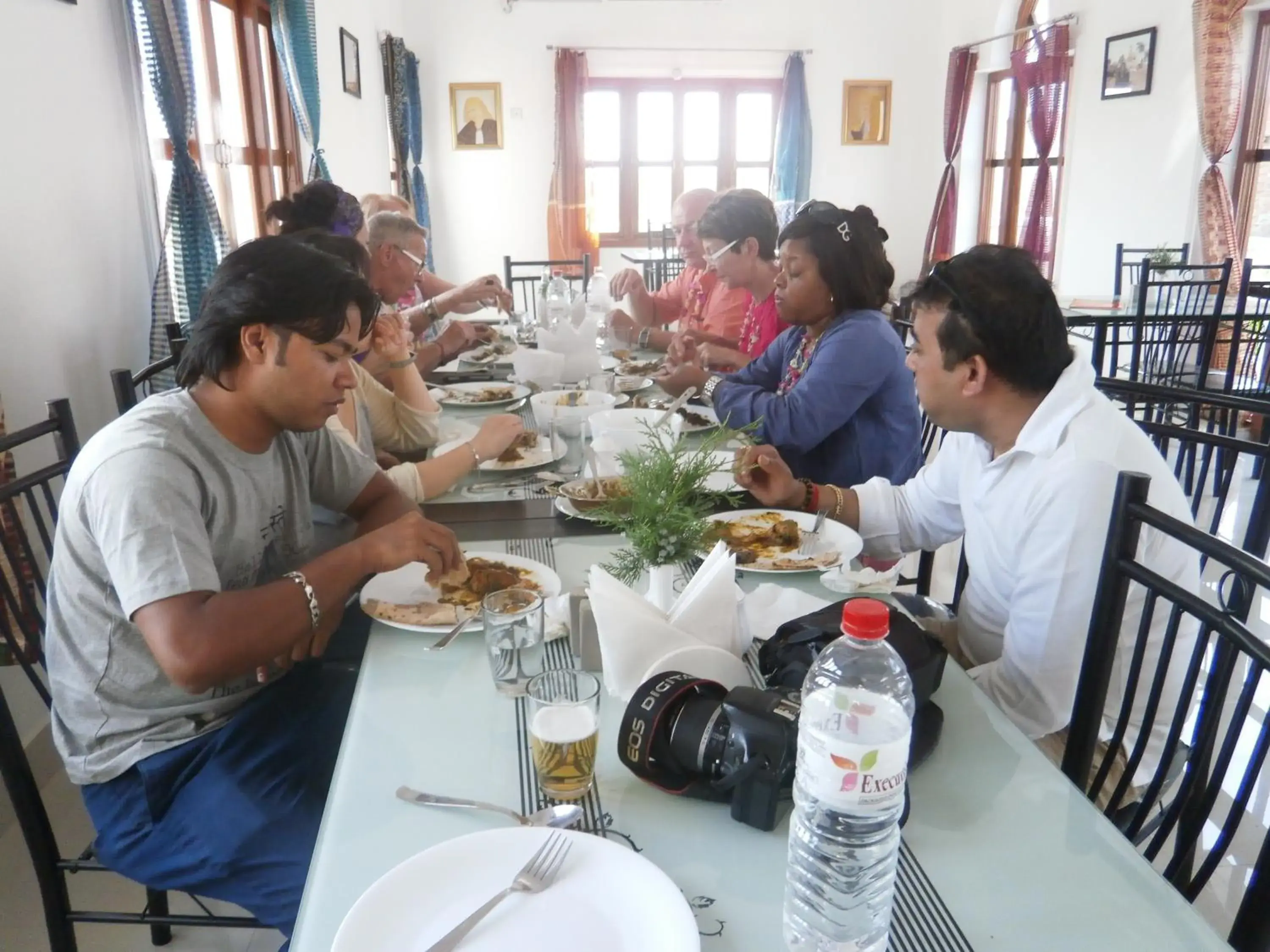 Food in Hotel isabel Palace Food in Hotel isabel Palace