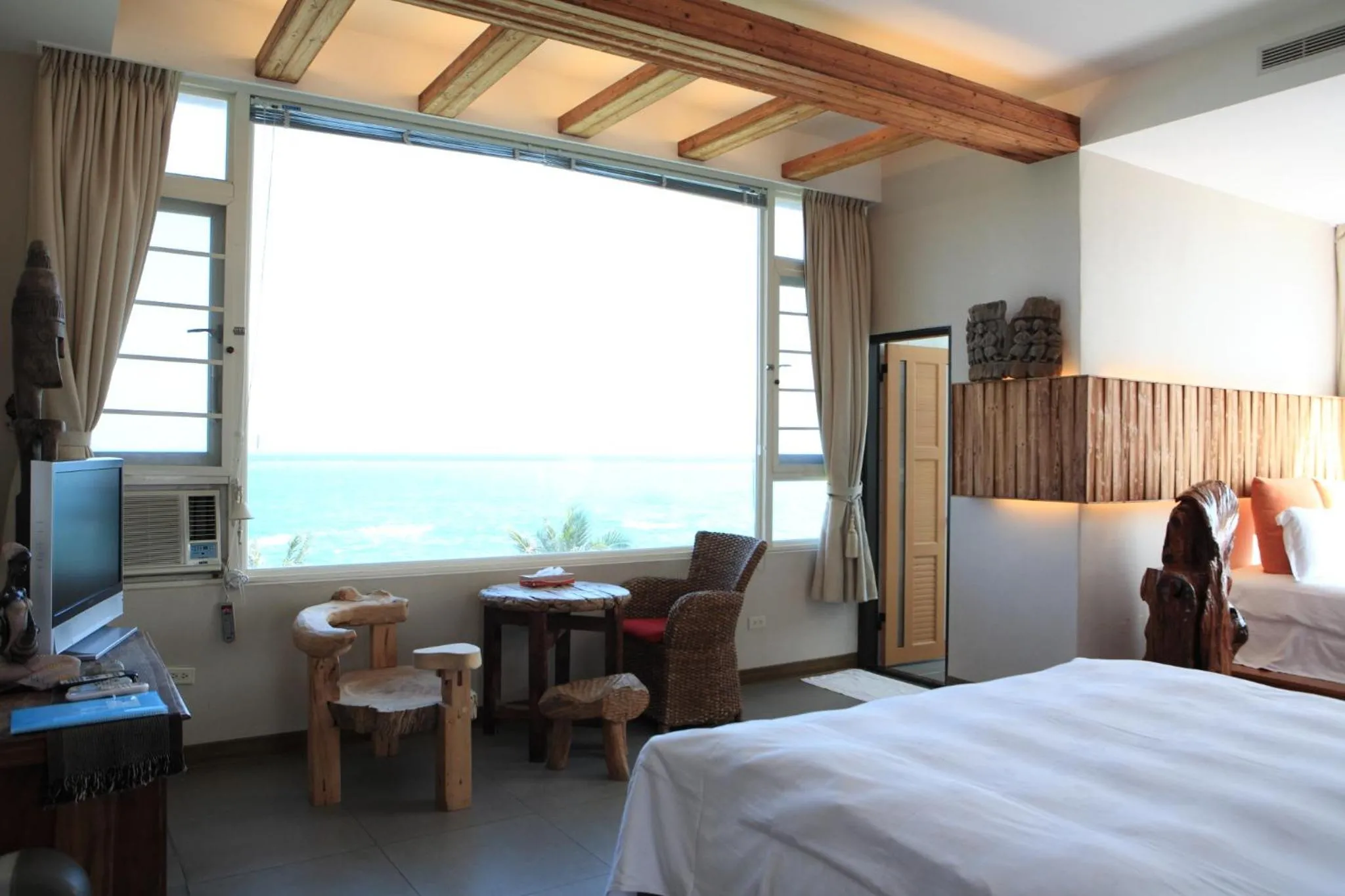Deluxe Twin Room with Sea View in View Ocean