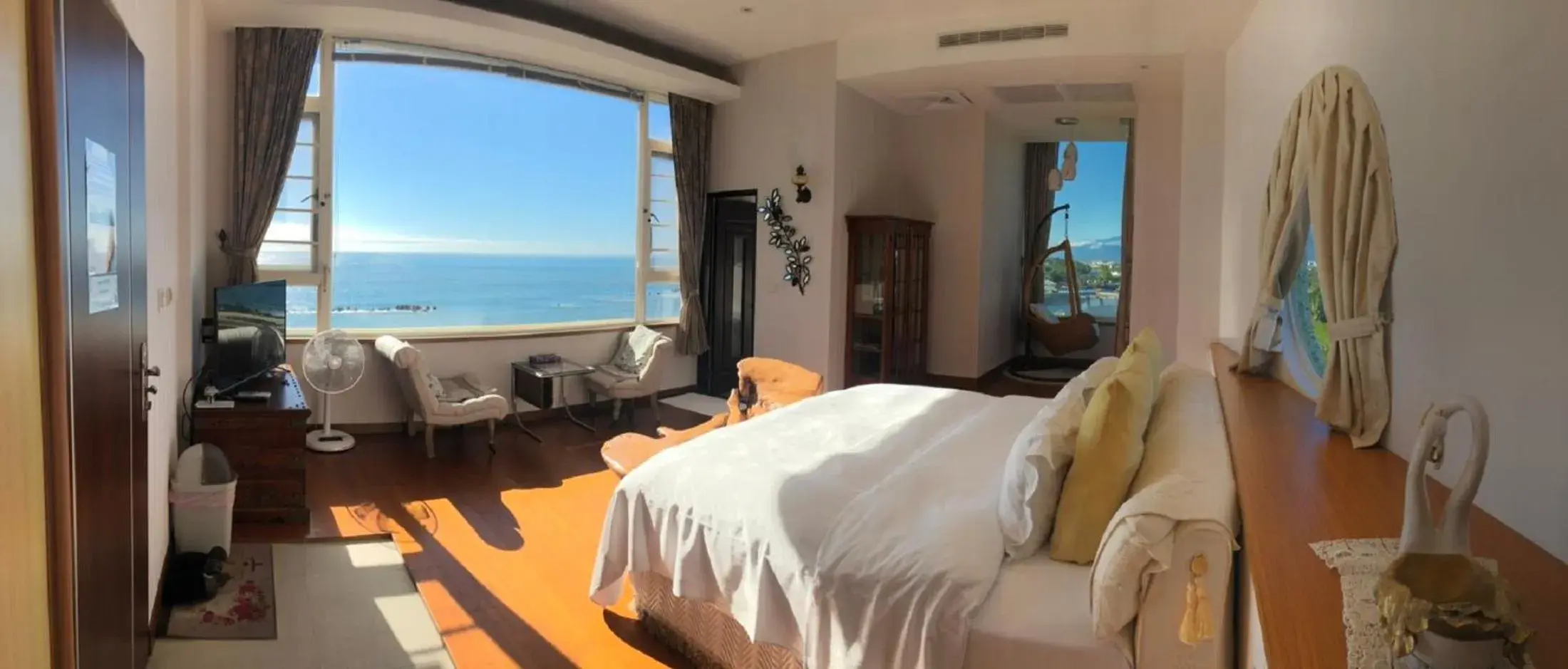 Presidential Suite in View Ocean Presidential Suite in View Ocean