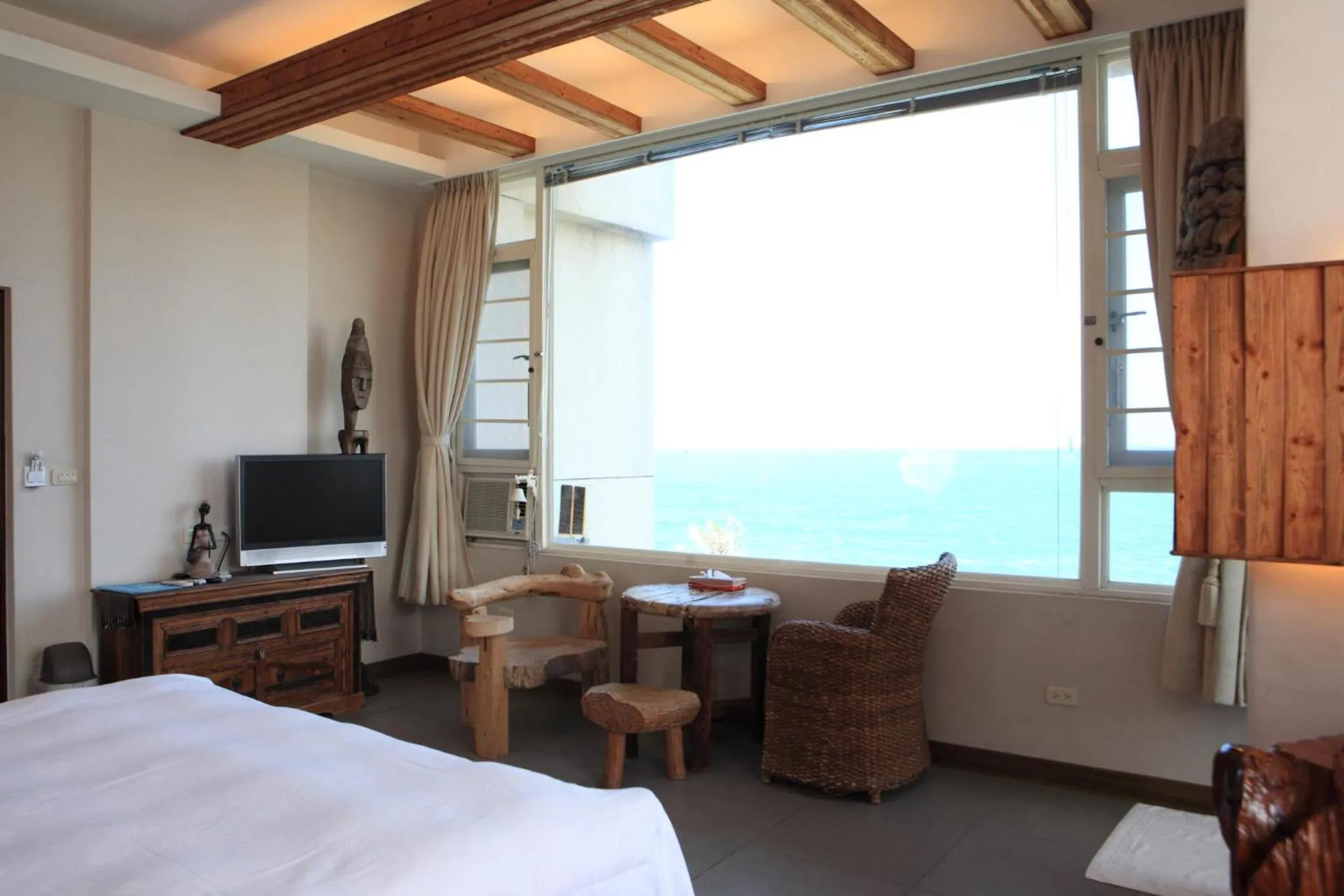 Deluxe Twin Room with Sea View in View Ocean