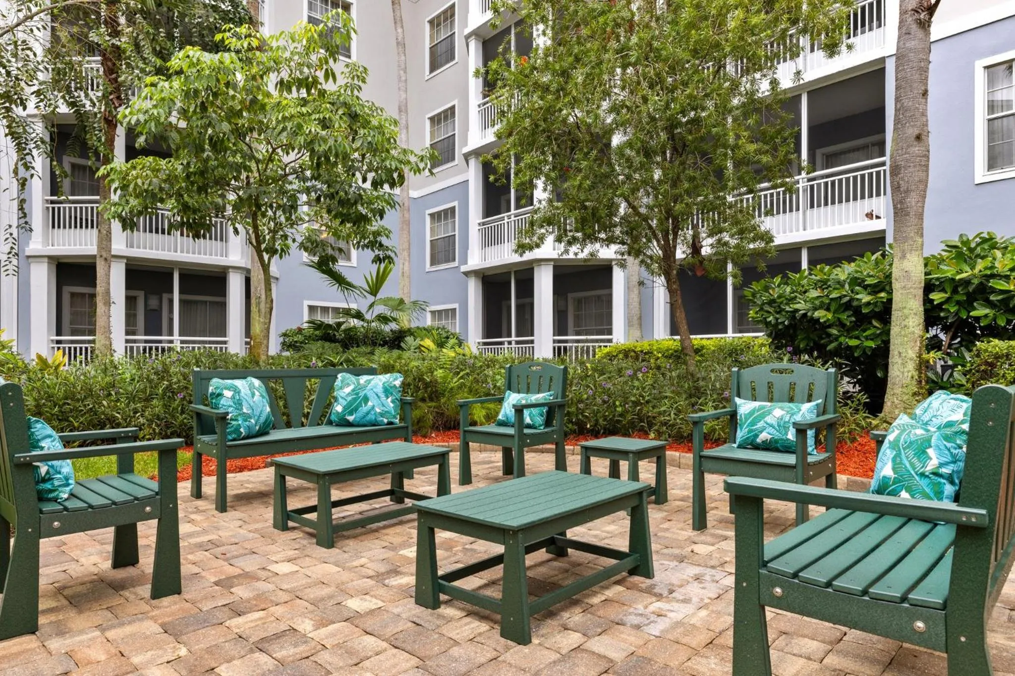 Property building in Club Wyndham Cypress Palms