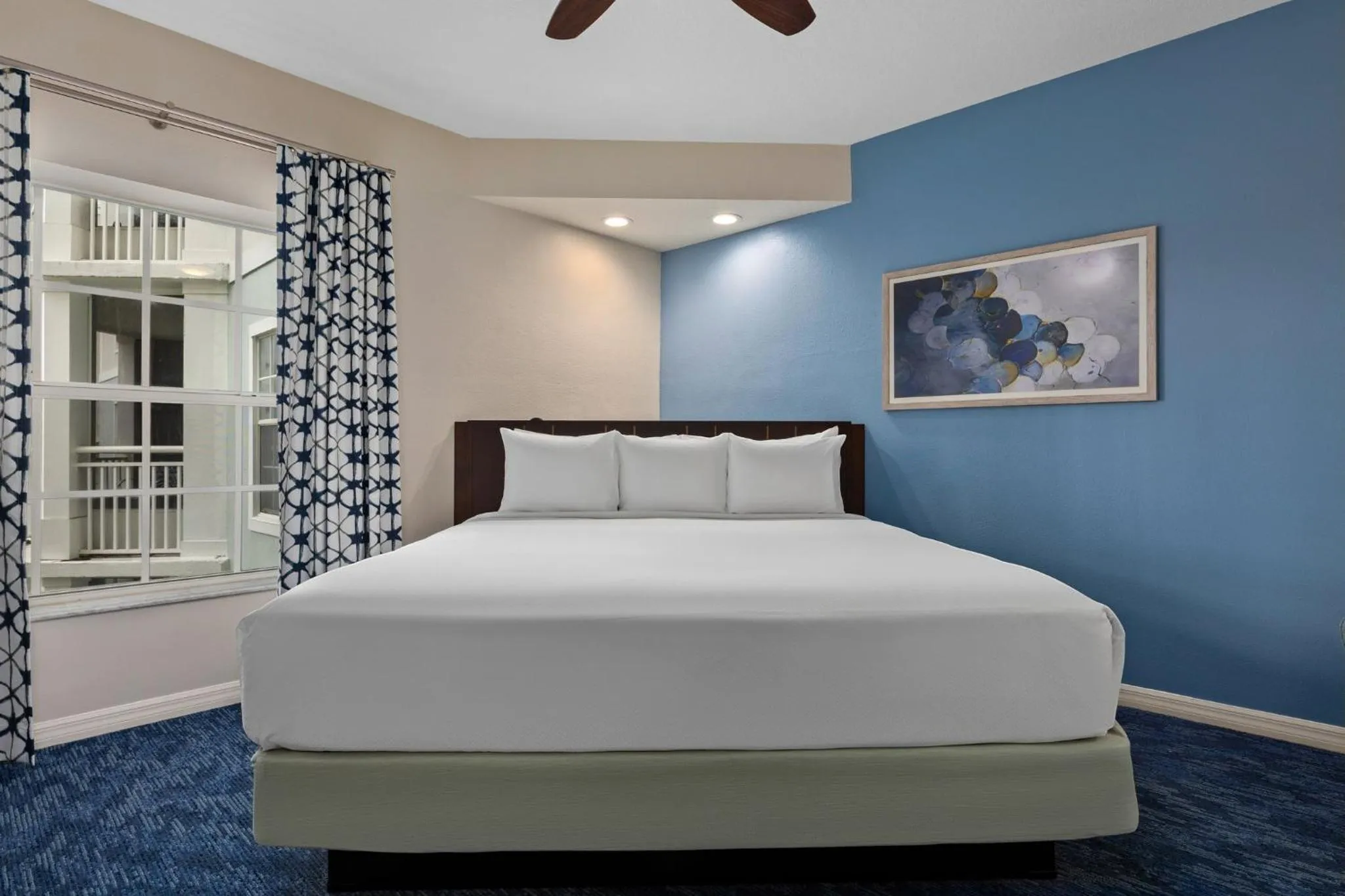 Bedroom, Bed in Club Wyndham Cypress Palms