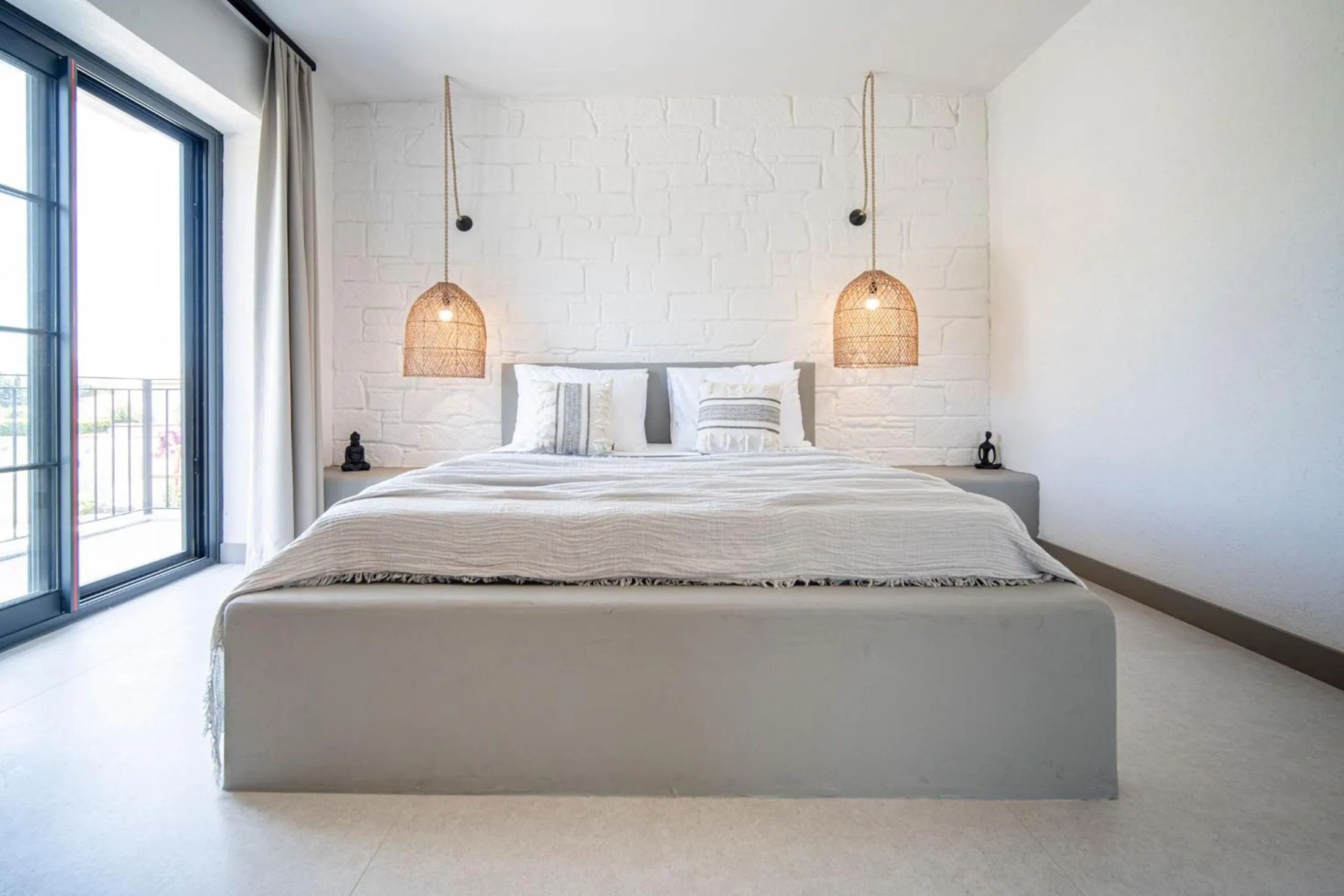 Bed in Derin Alacati