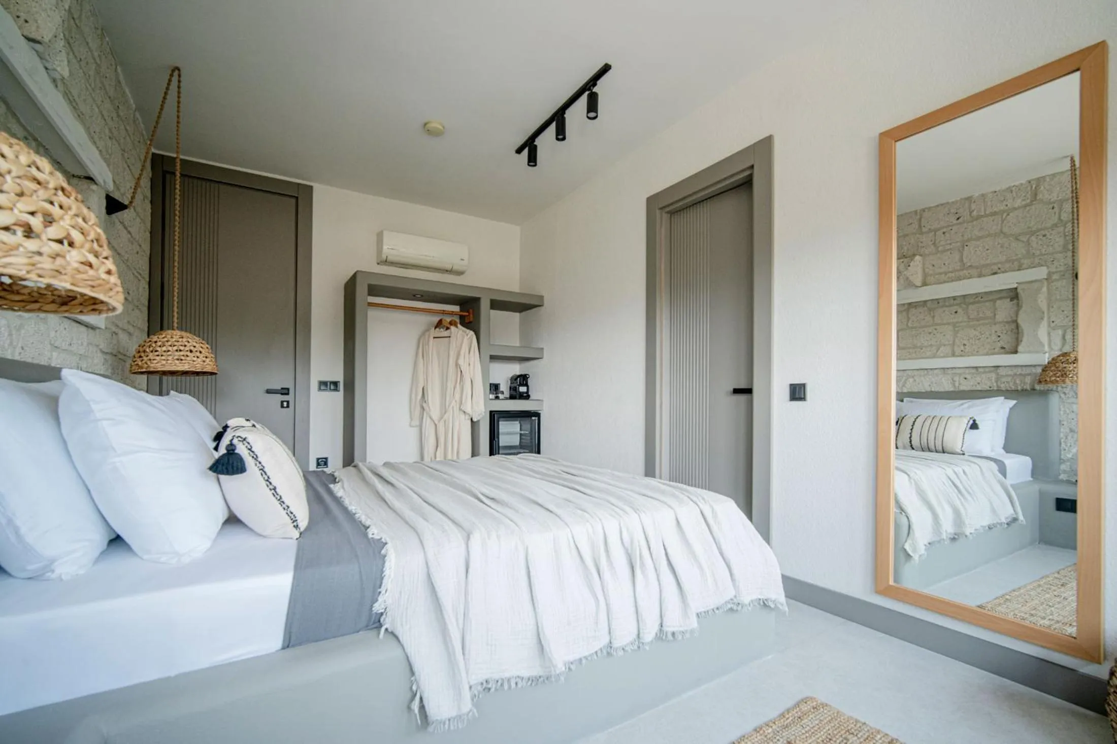 Bed in Derin Alacati