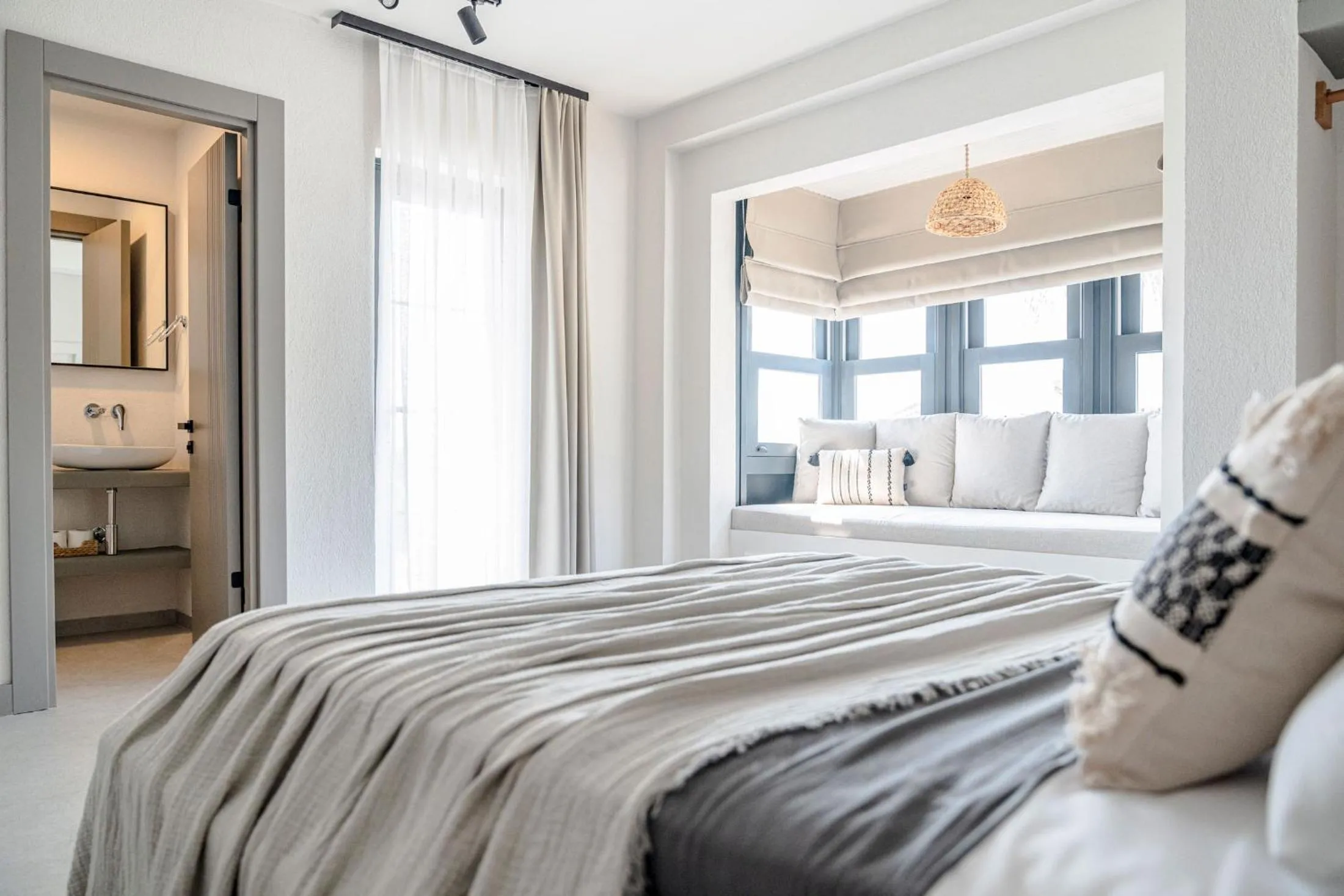 Bed in Derin Alacati