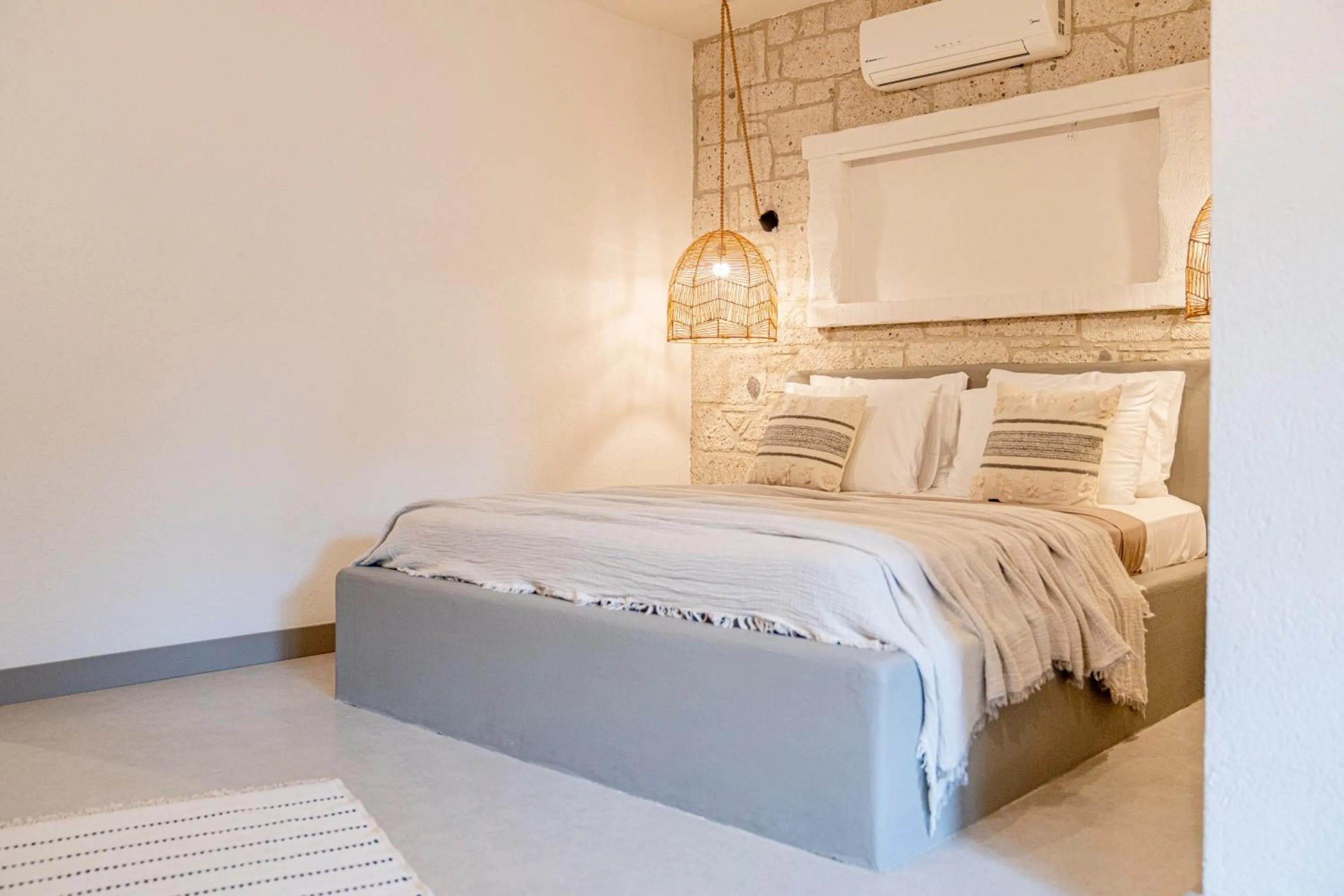 Bed in Derin Alacati
