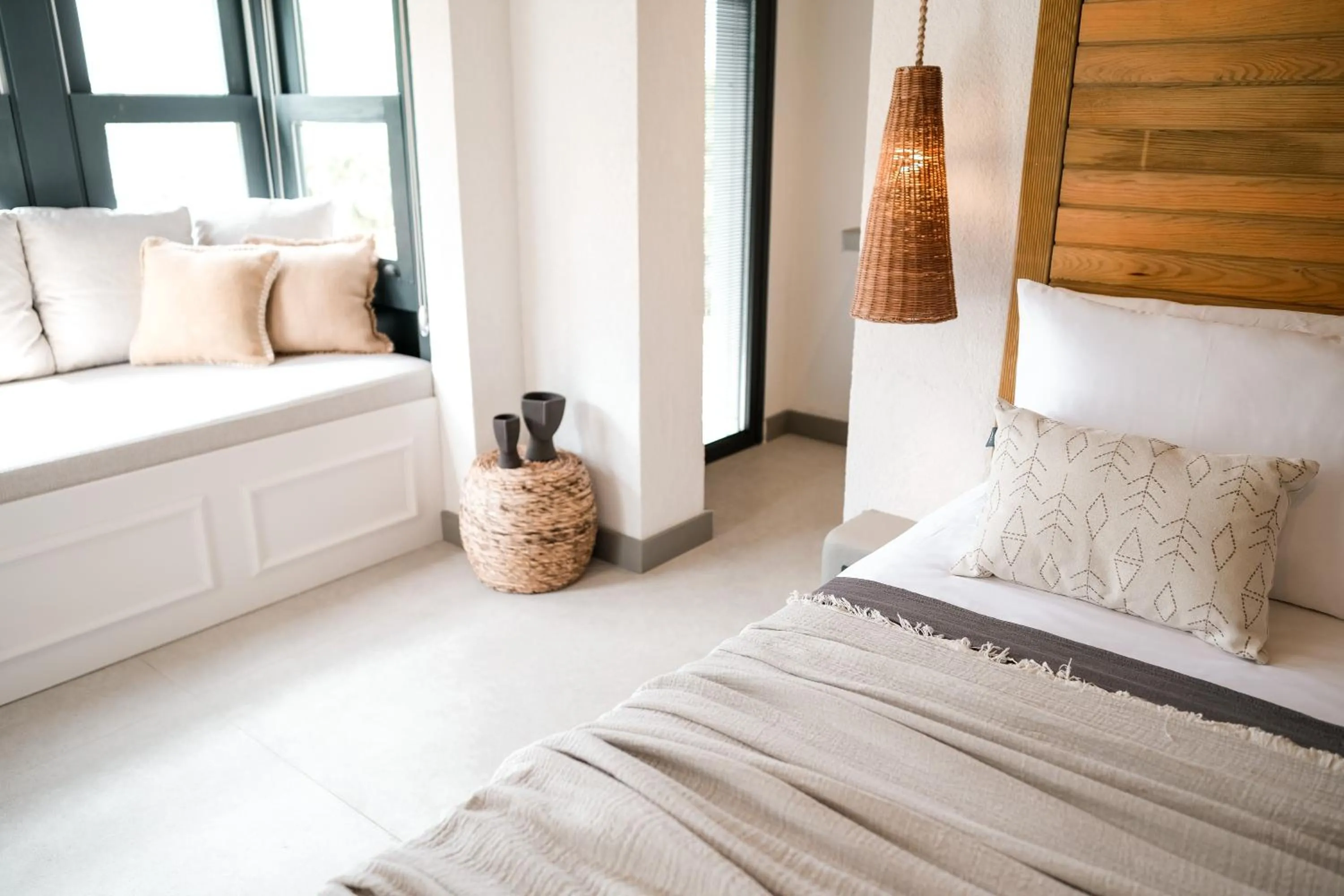 Photo of the whole room, Bed in Derin Alacati