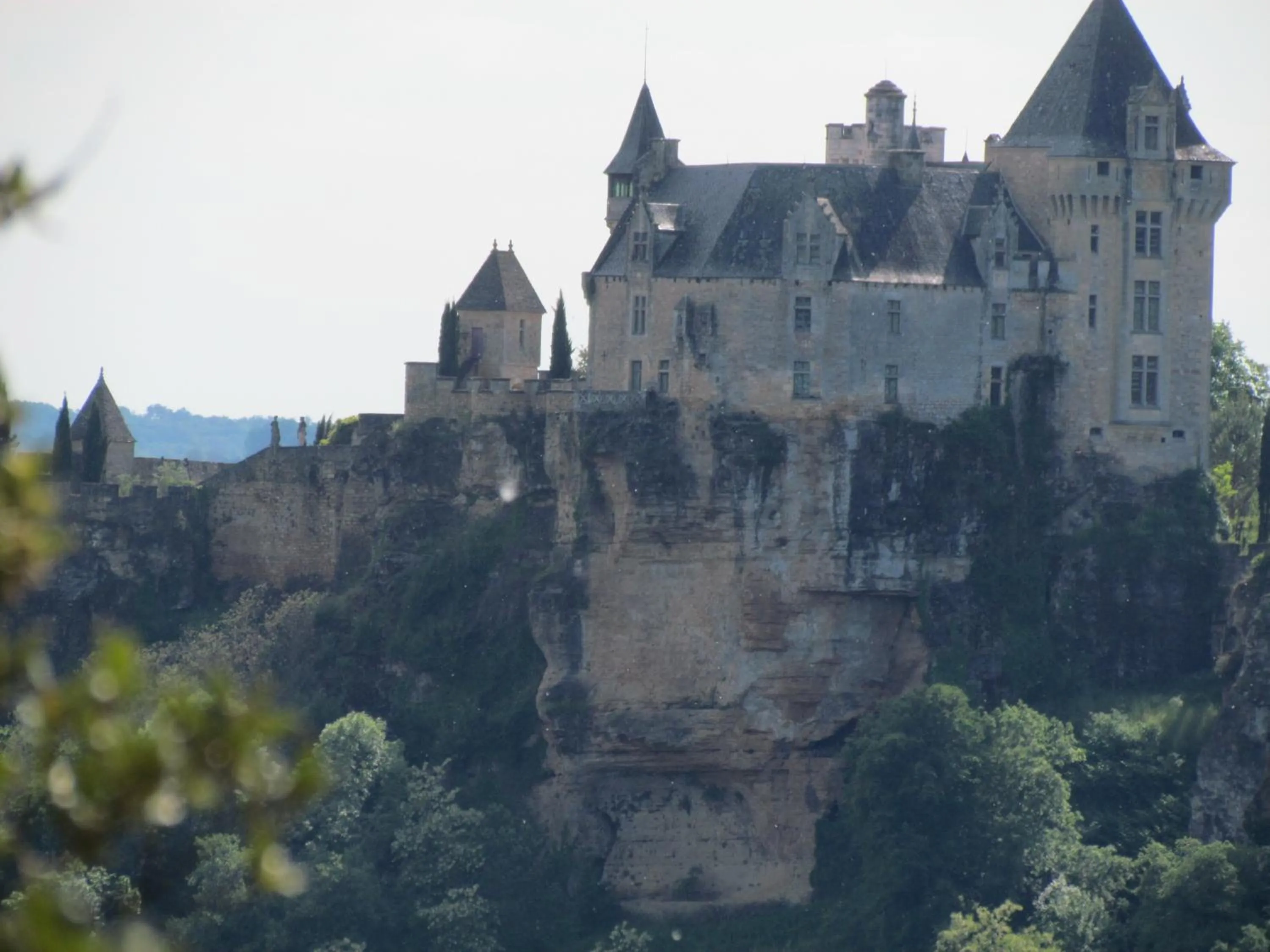 Nearby landmark in La Maison de Tari