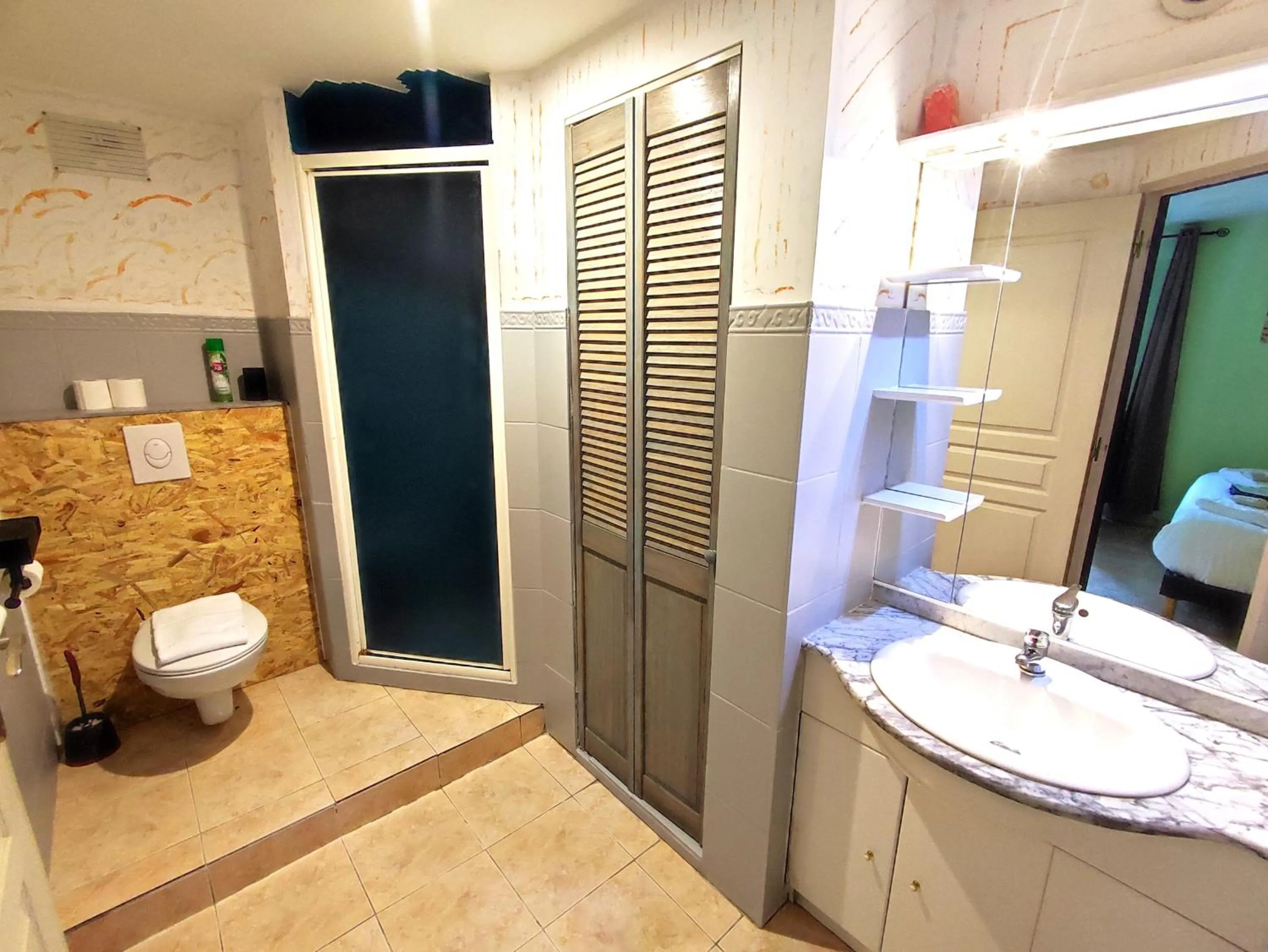 Bathroom in La Maison de Tari