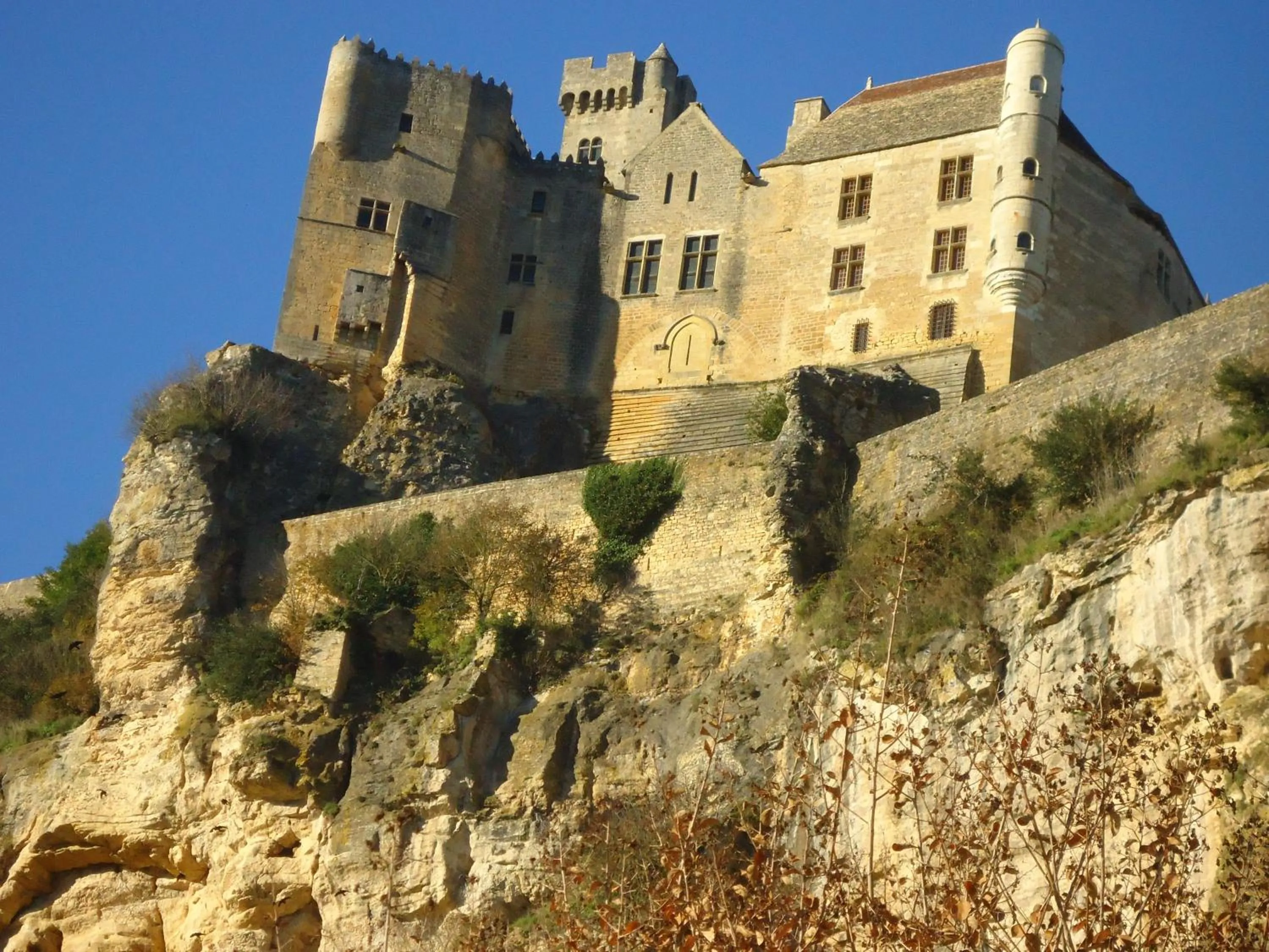 Nearby landmark in La Maison de Tari