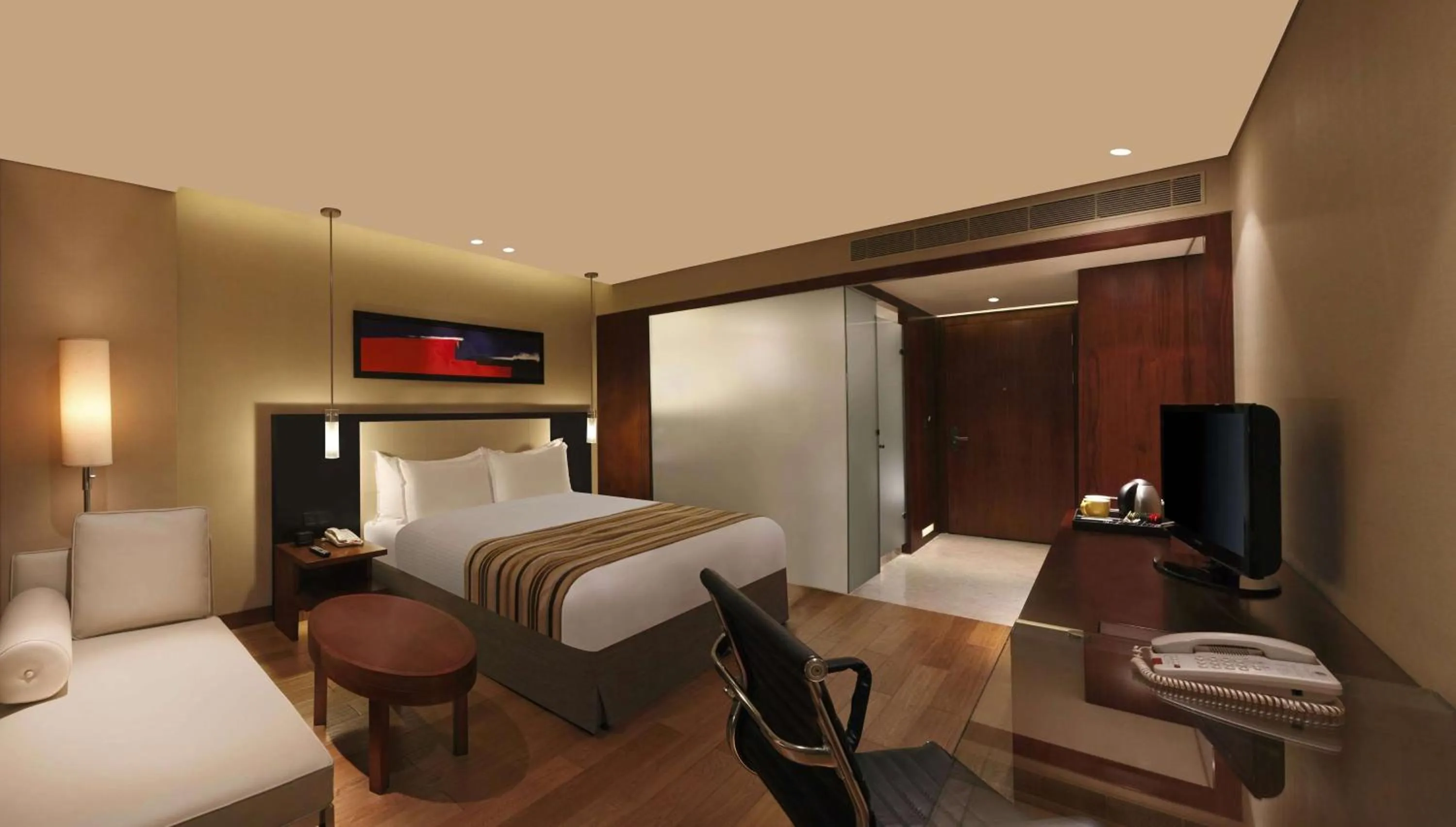 Bedroom, Bed in DoubleTree by Hilton-Pune Chinchwad