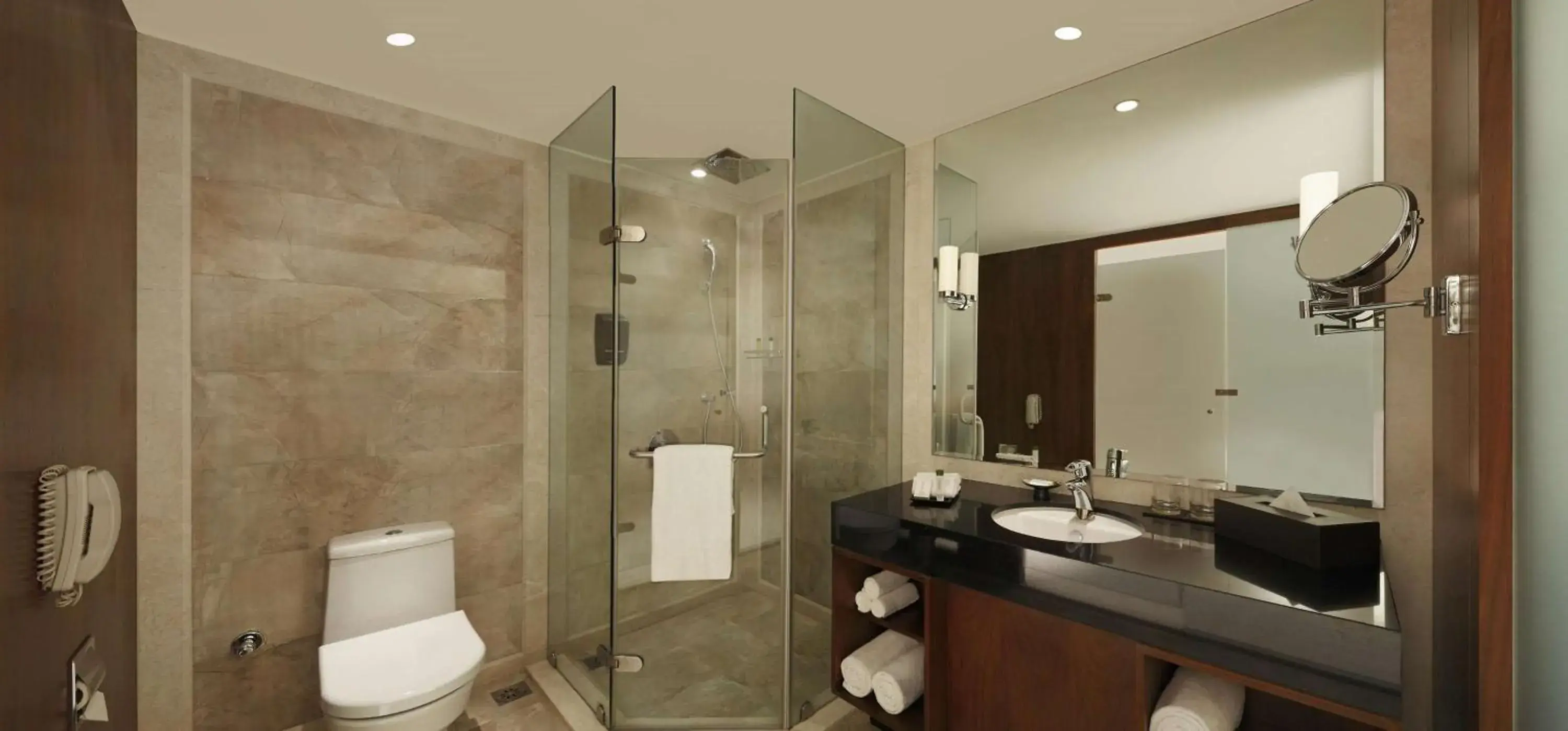 Bathroom in DoubleTree by Hilton-Pune Chinchwad Bathroom in DoubleTree by Hilton-Pune Chinchwad