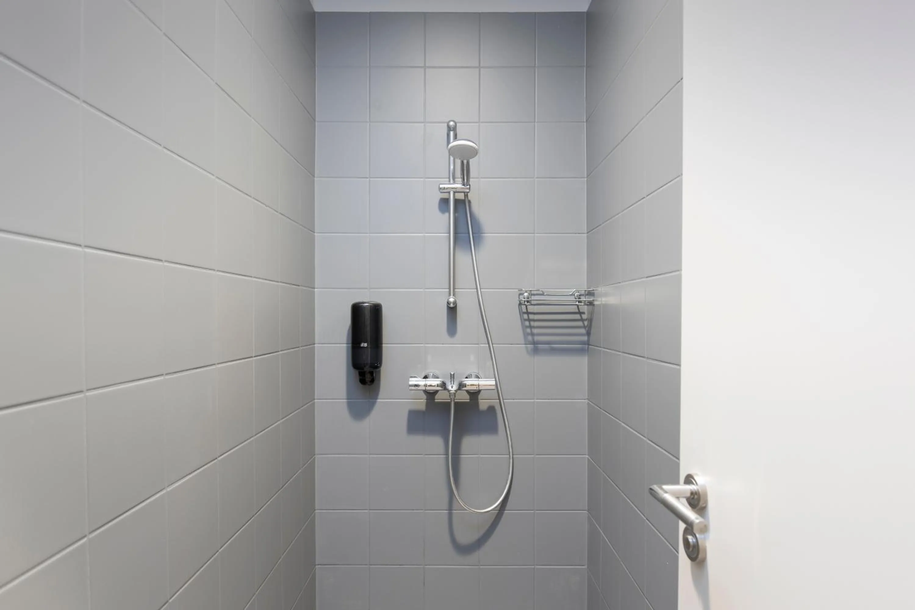 Shower in Maverick Athenaeum