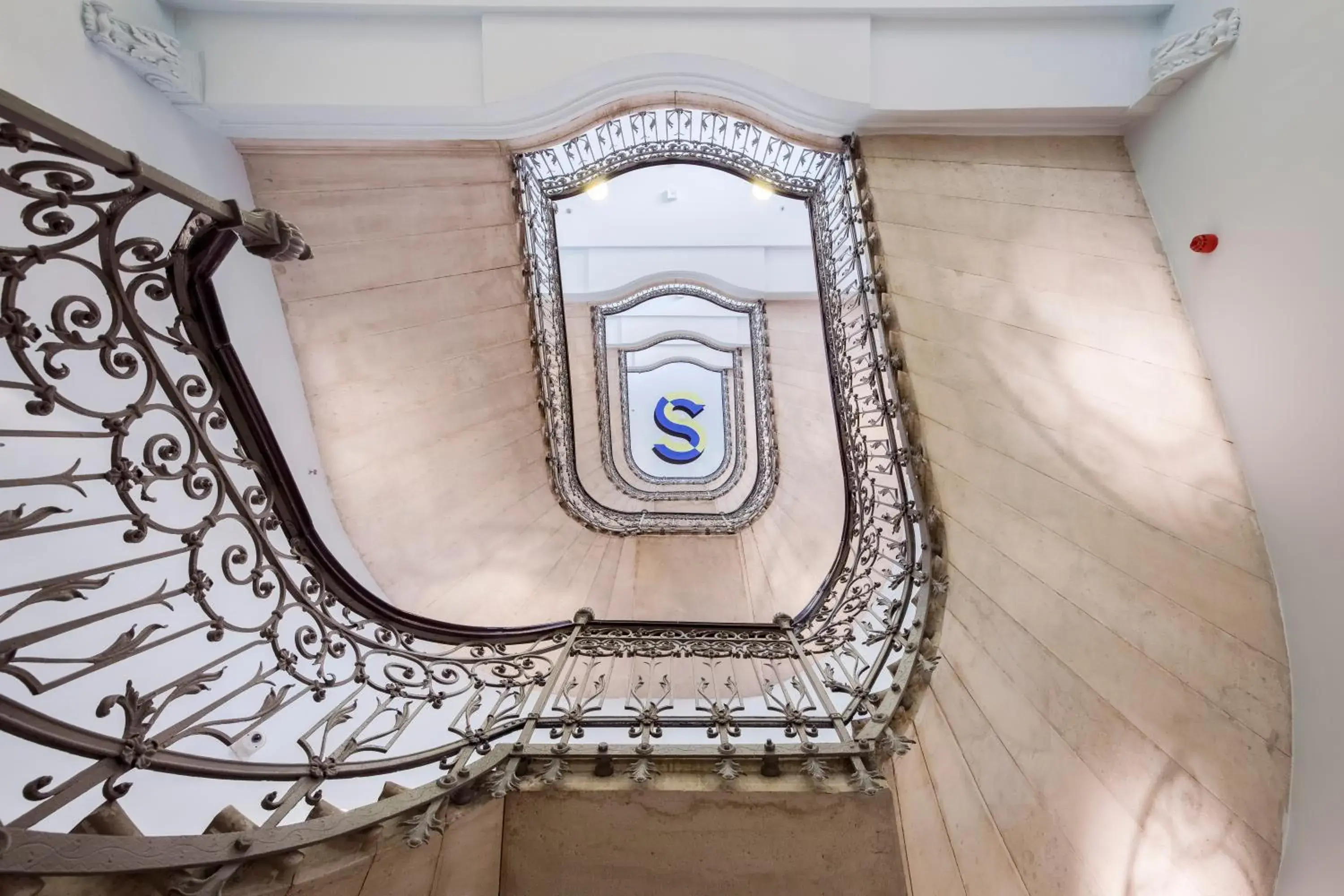 Property building in Maverick Athenaeum Property building in Maverick Athenaeum