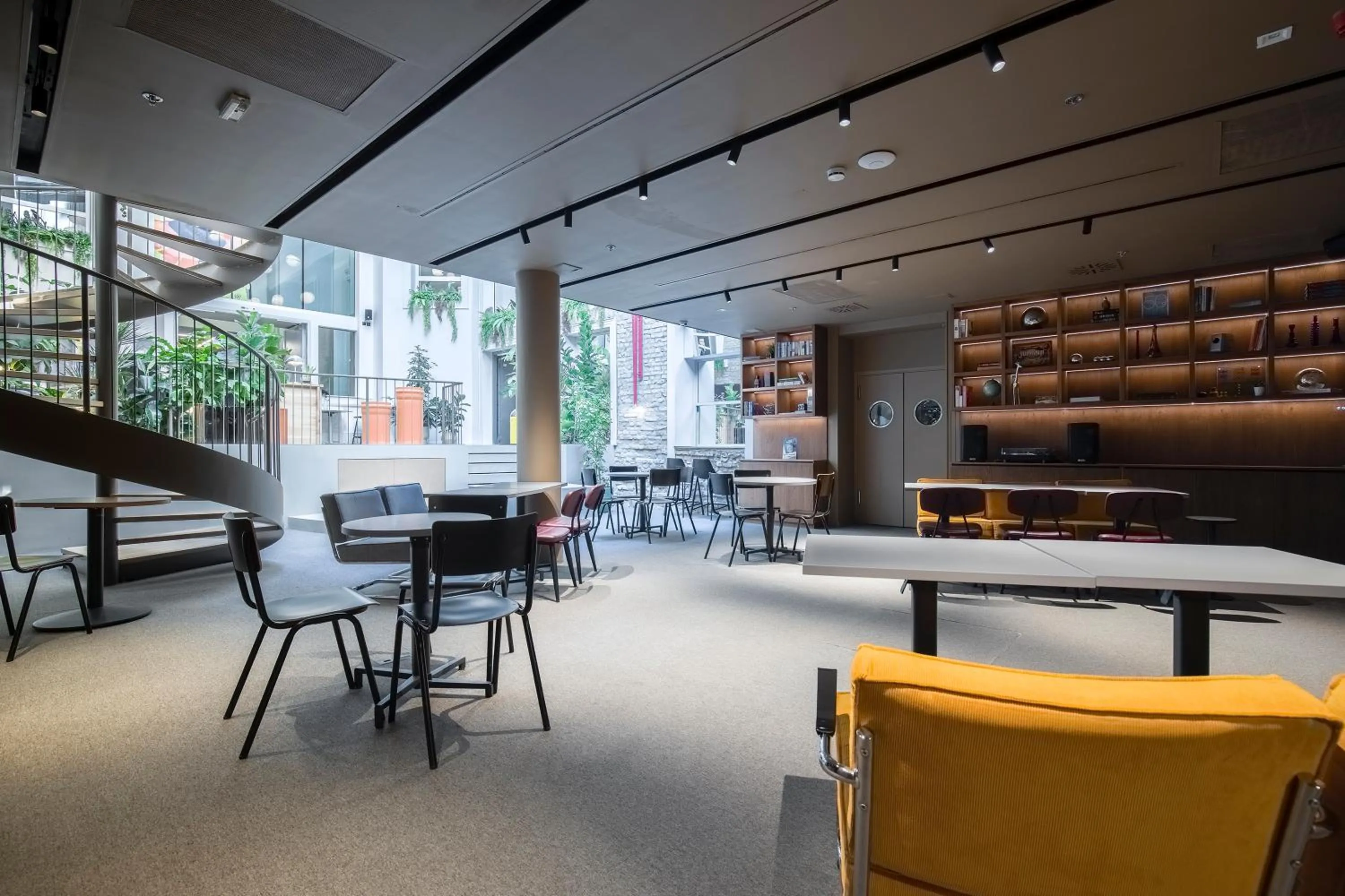 Lobby or reception in Maverick Athenaeum