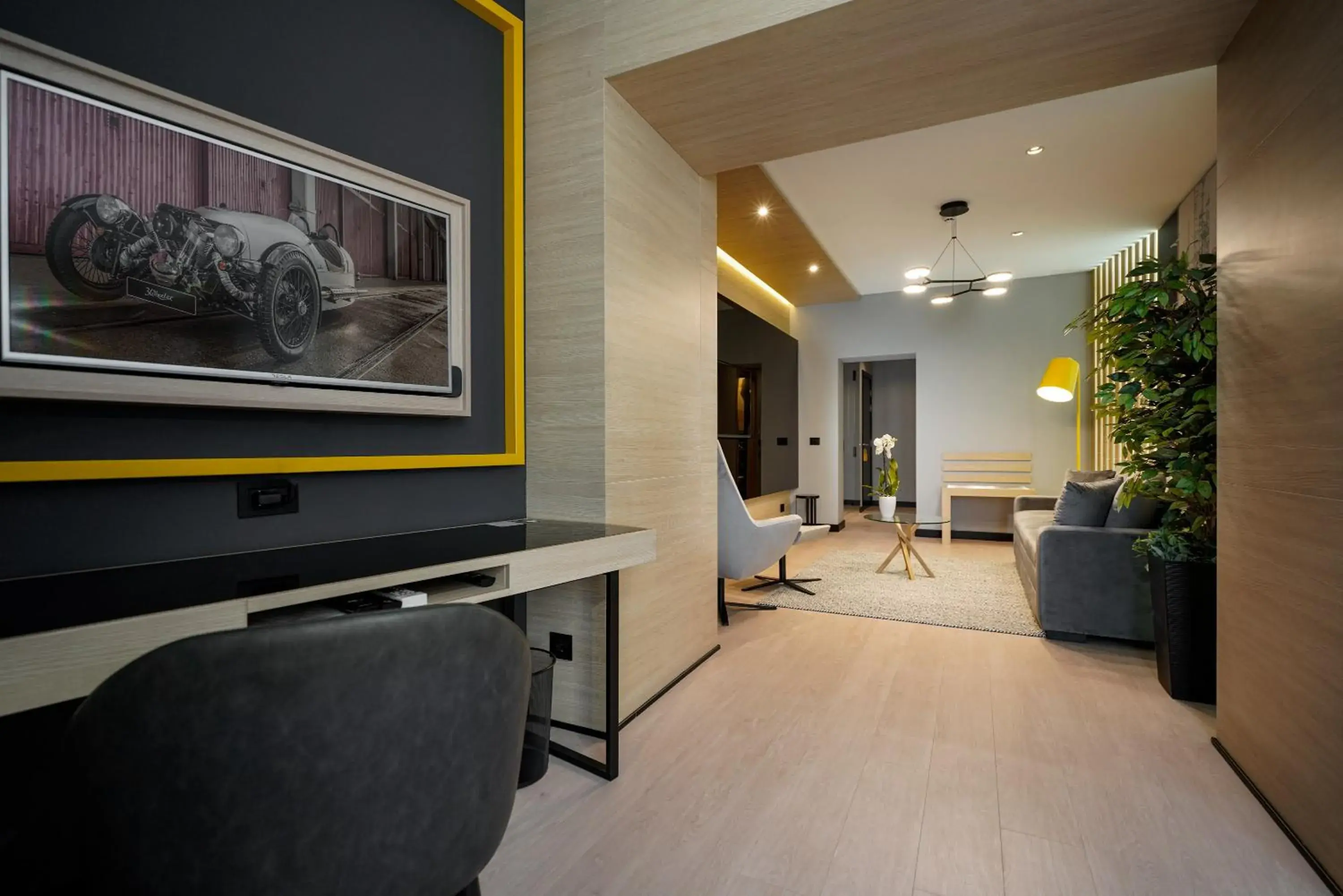 Living room in Maccani Black Luxury Suites Living room in Maccani Black Luxury Suites