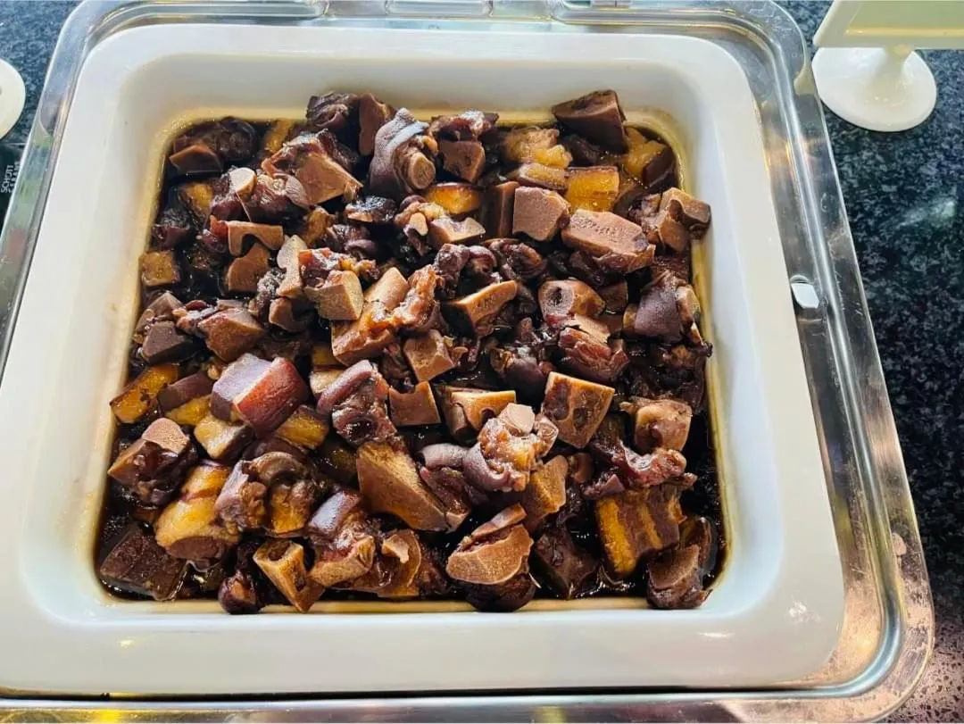 Breakfast in River Forest Leisure Farm