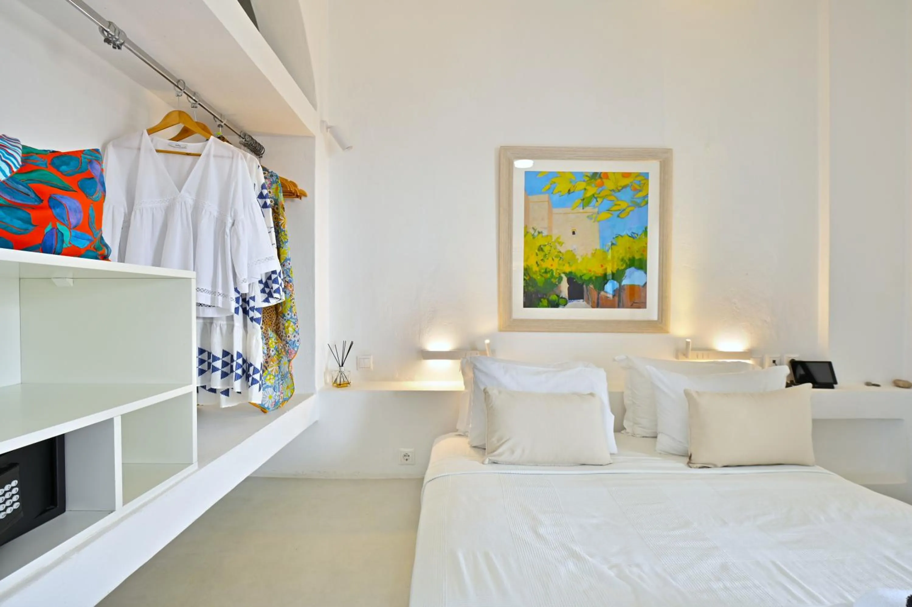 Photo of the whole room, Bed in Kallichoron Art Boutique Hotel
