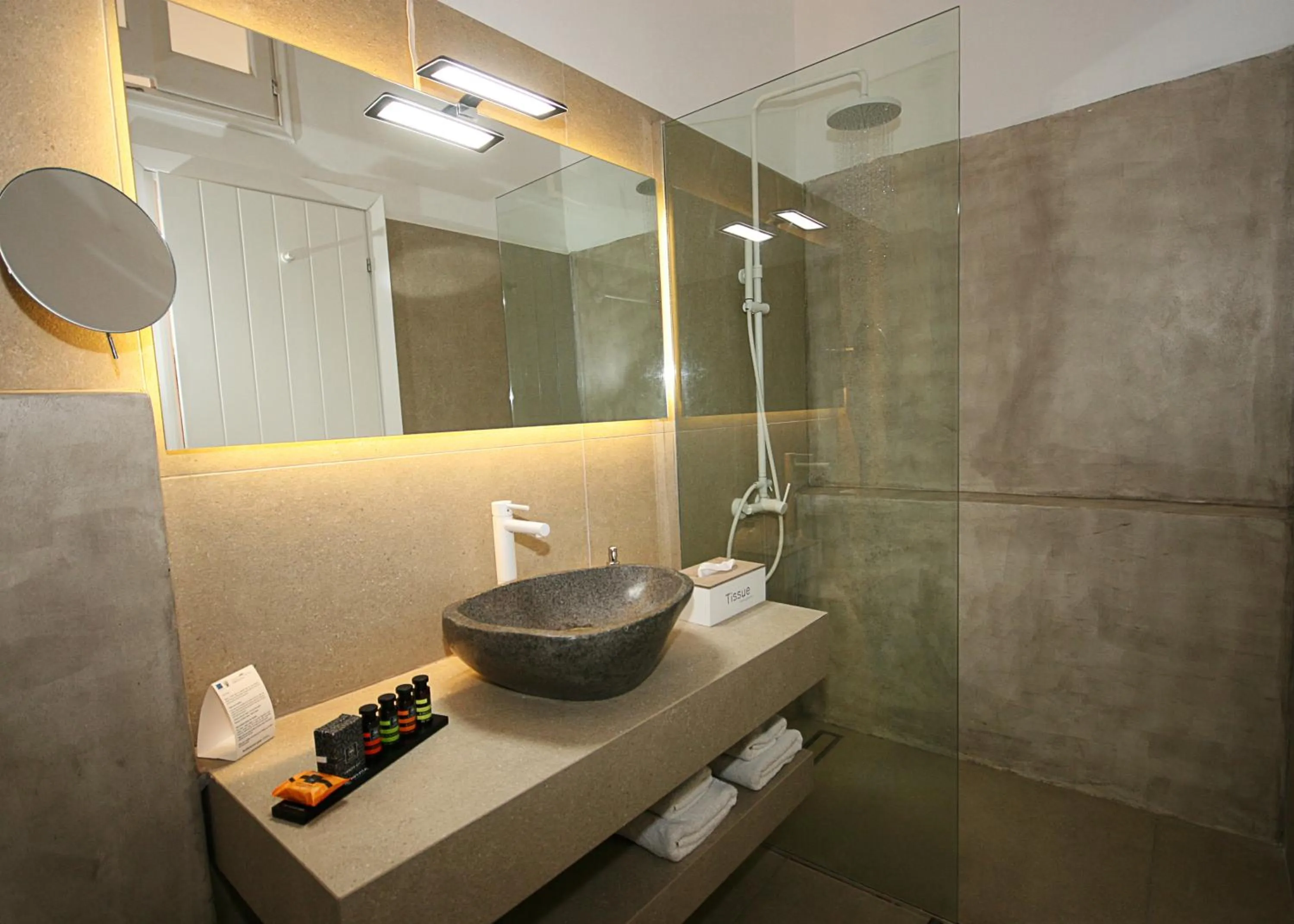 Shower in Kallichoron Art Boutique Hotel
