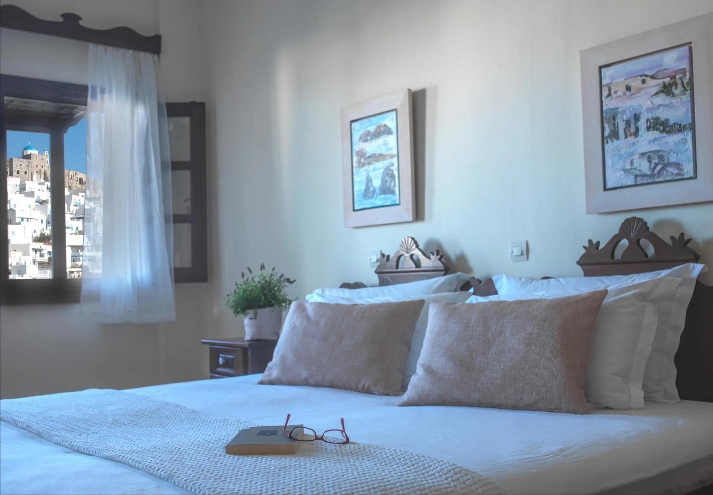 Decorative detail, Bed in Kallichoron Art Boutique Hotel