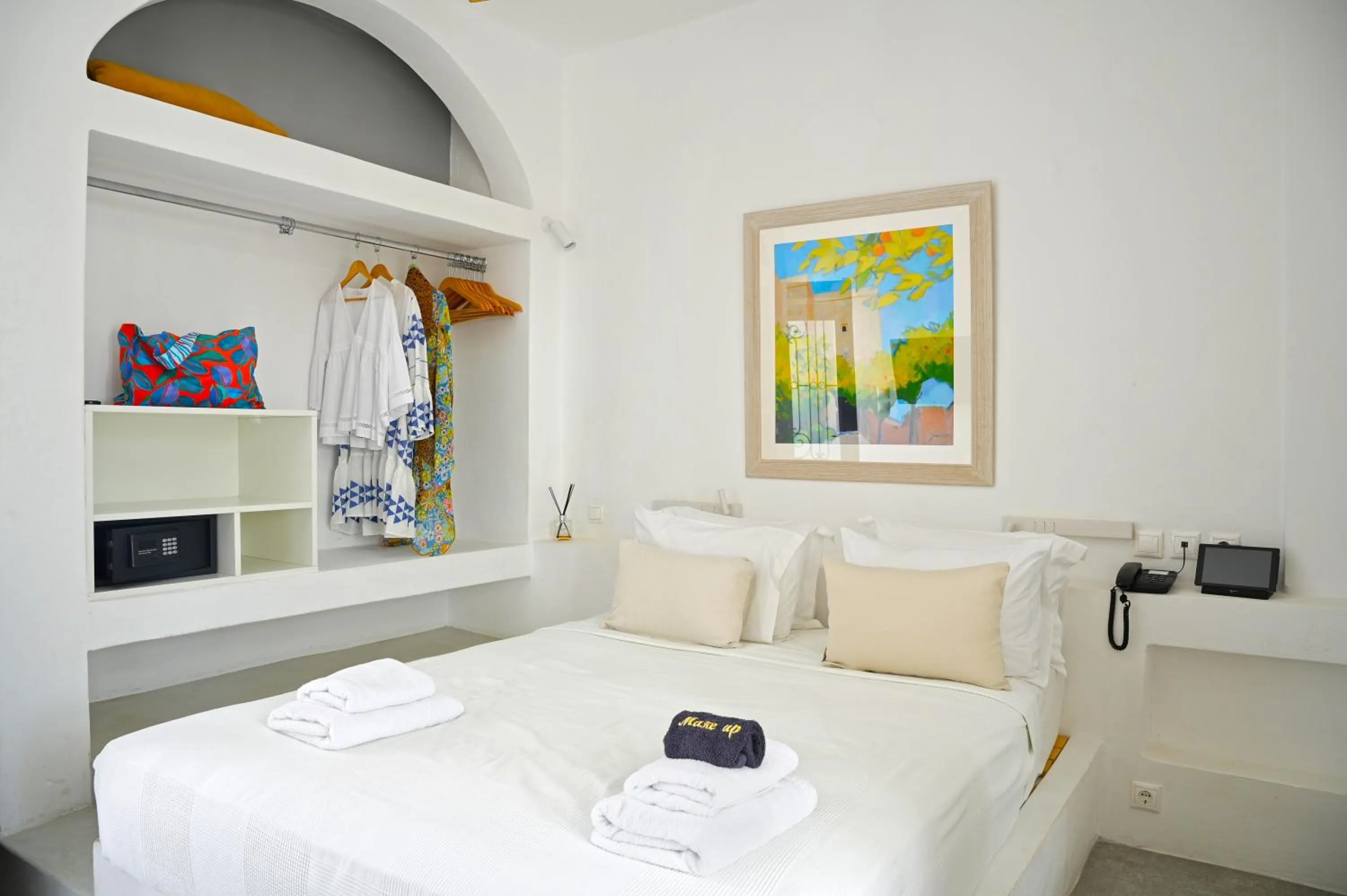 Bed in Kallichoron Art Boutique Hotel