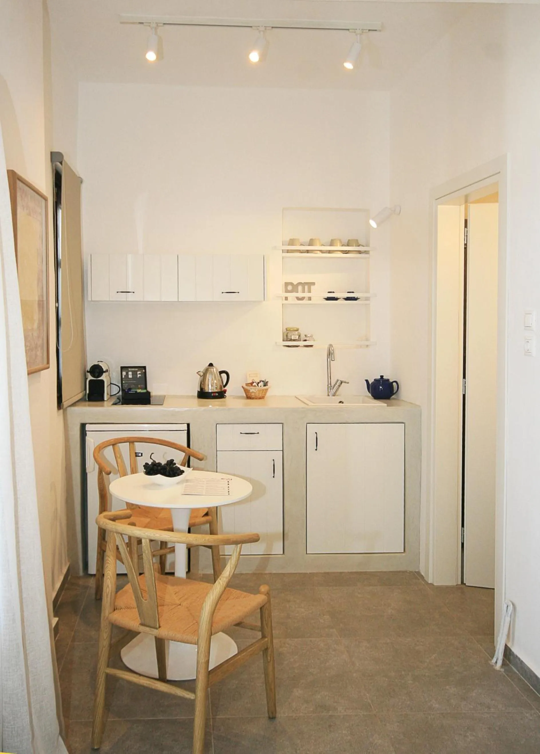 Coffee/tea facilities in Kallichoron Art Boutique Hotel