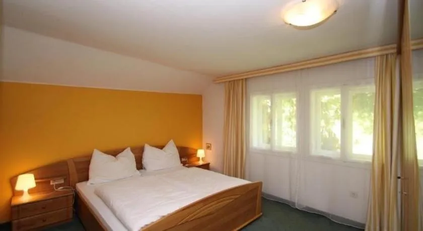 Bed in Pension Reiterhaus
