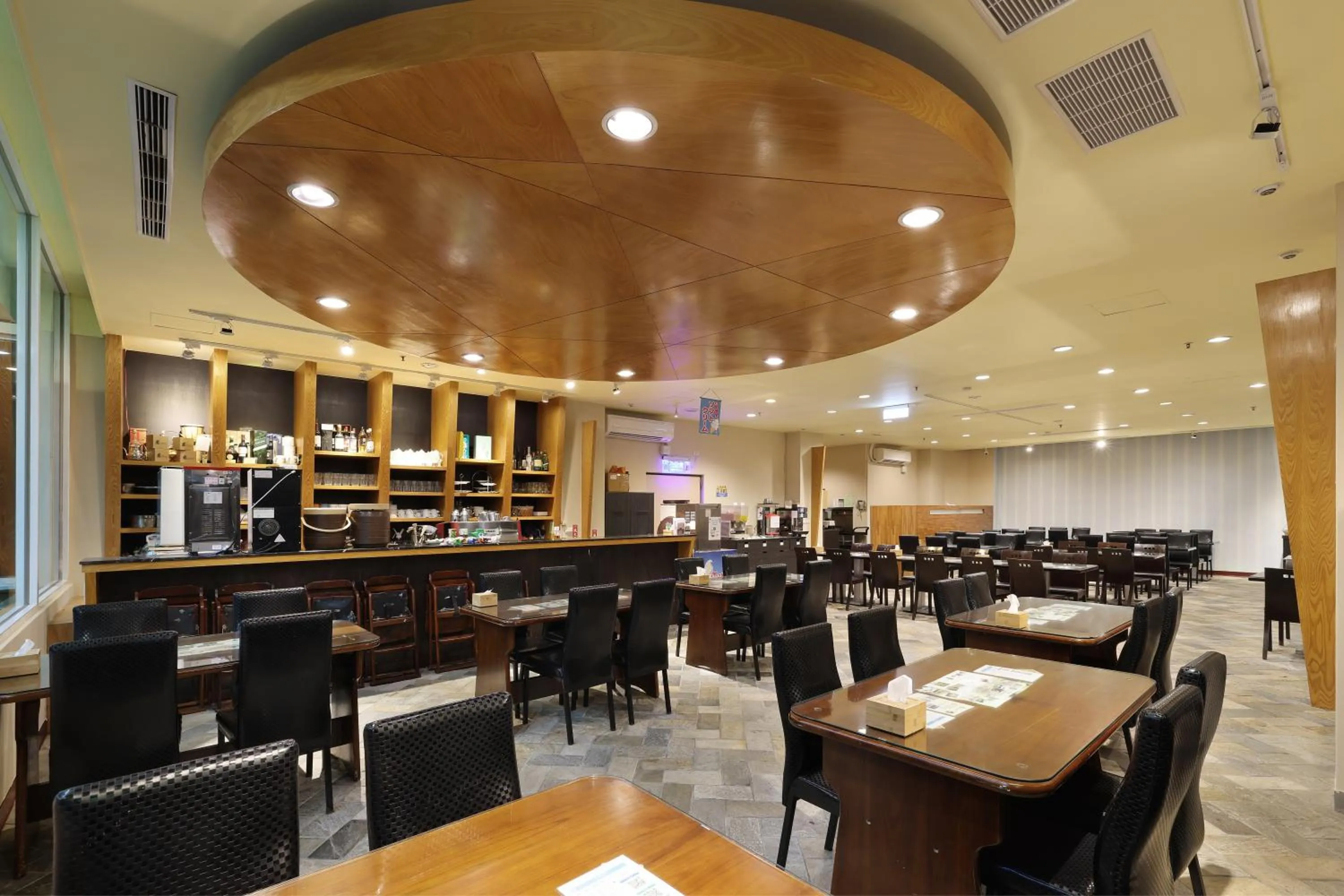 Restaurant/places to eat in Shante Hotel Shitou