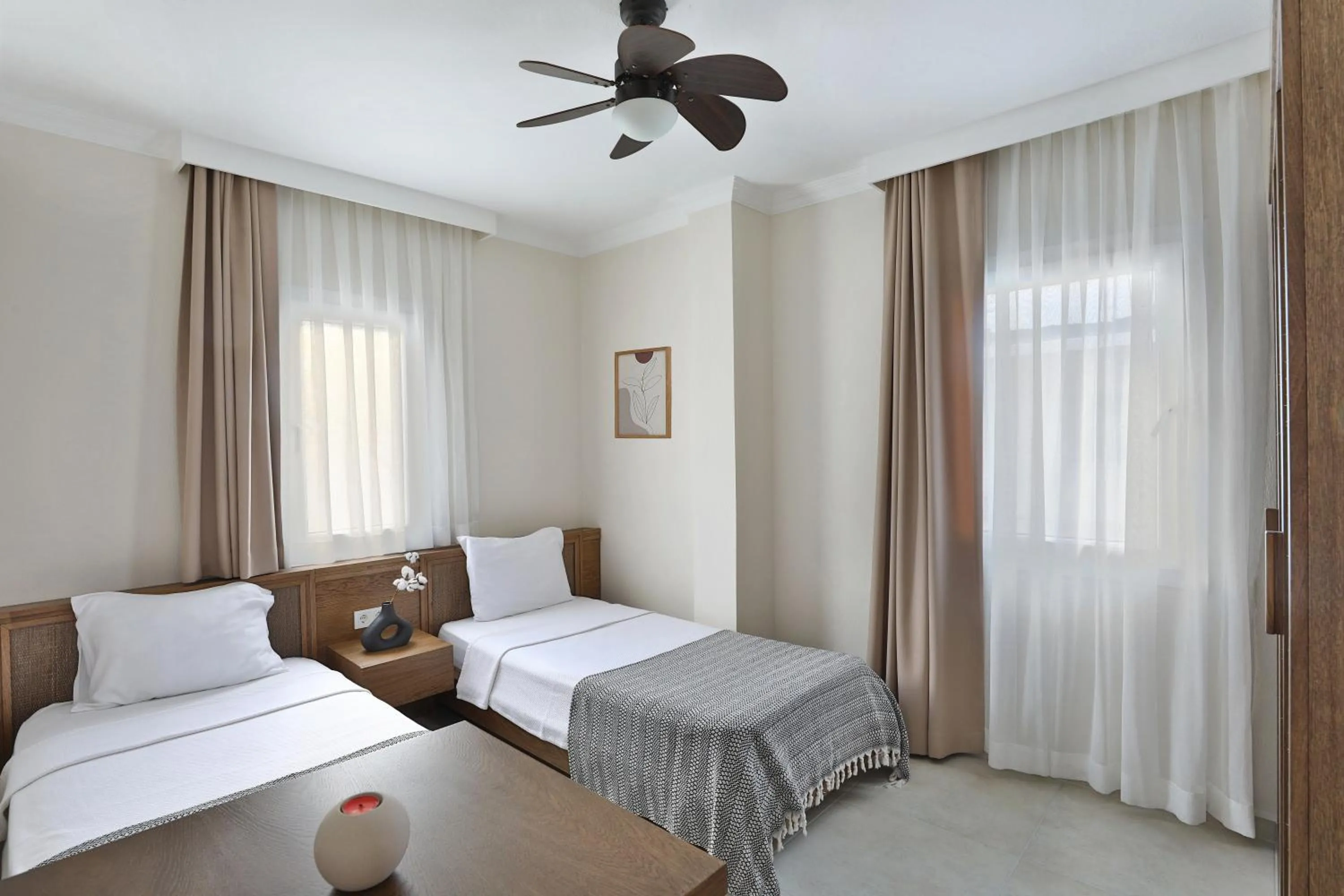 Bed in Lavinya Otel