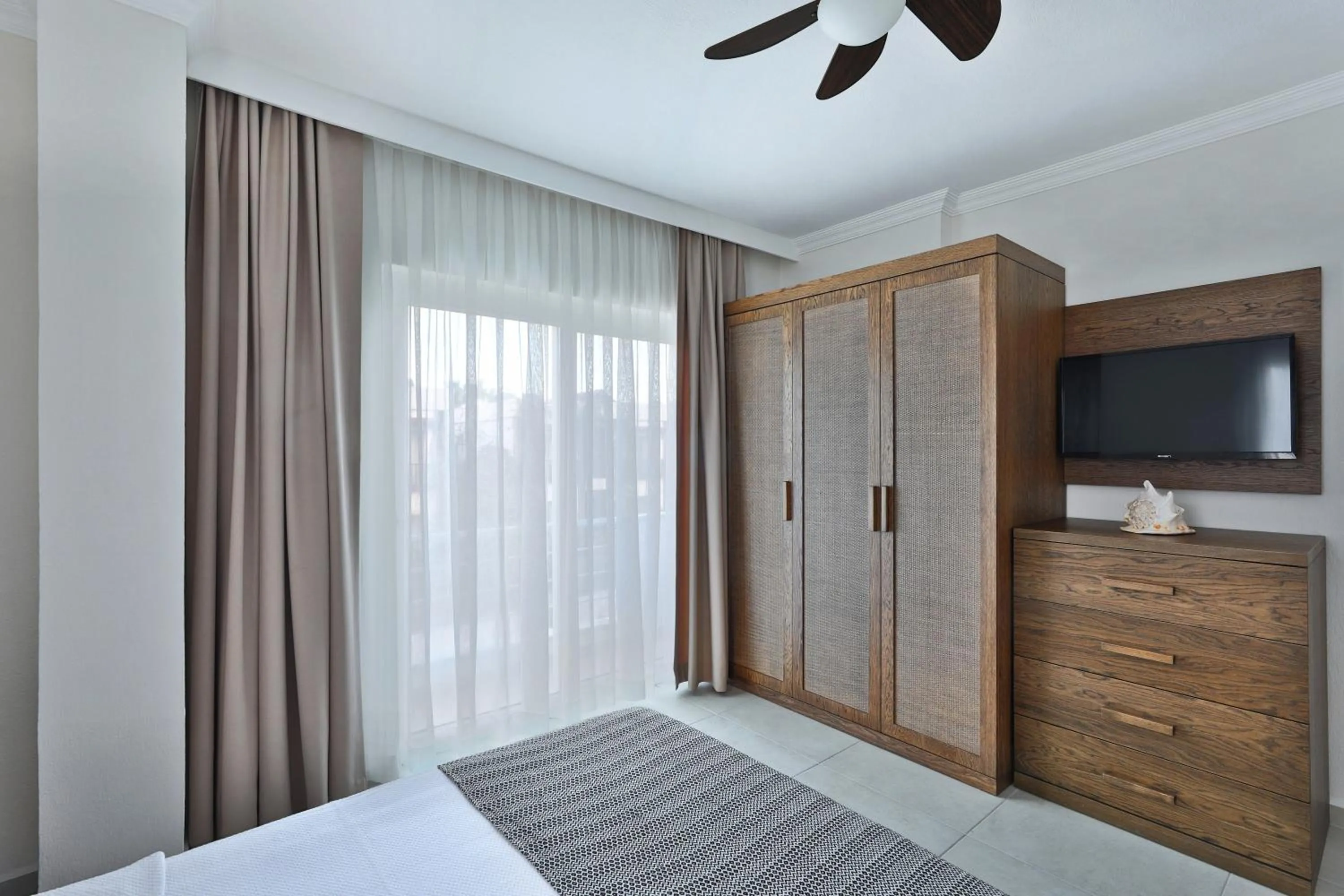 Bed in Lavinya Otel